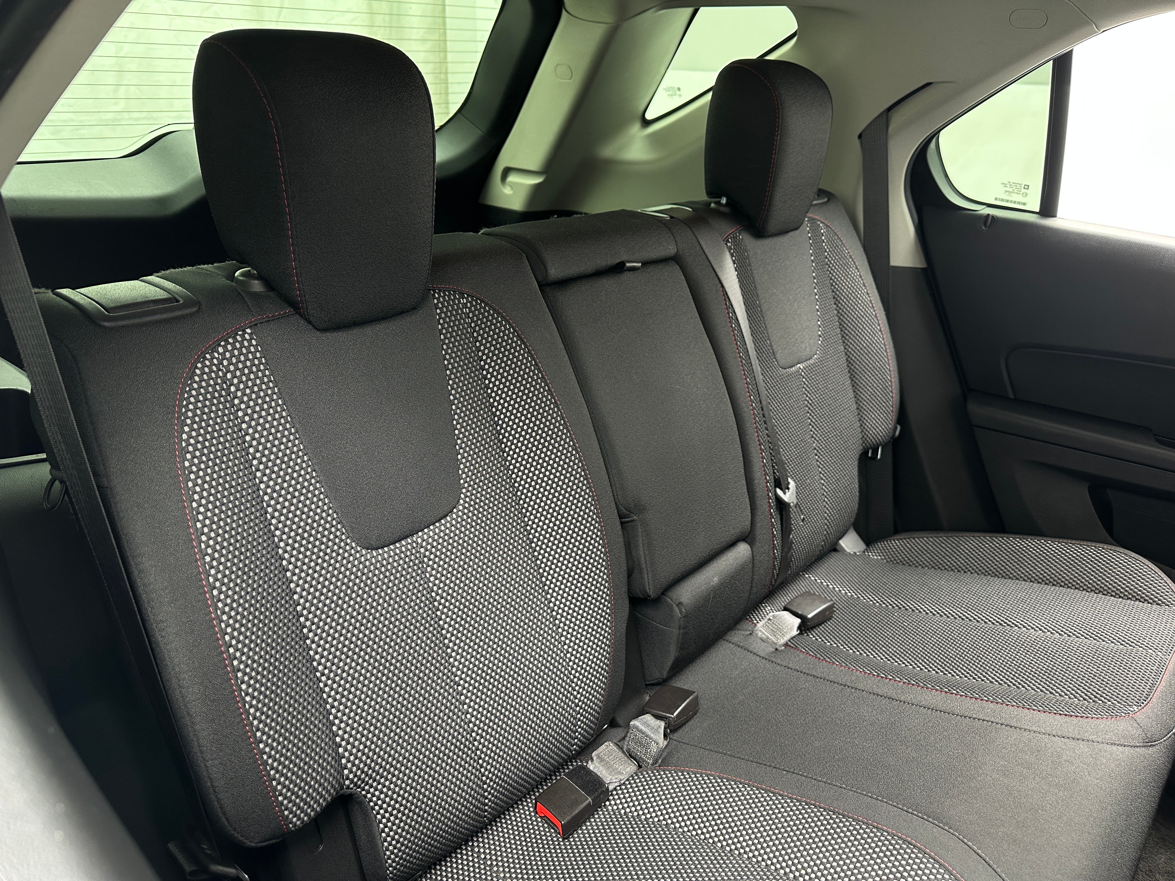 2016 Chevrolet Equinox LS 6