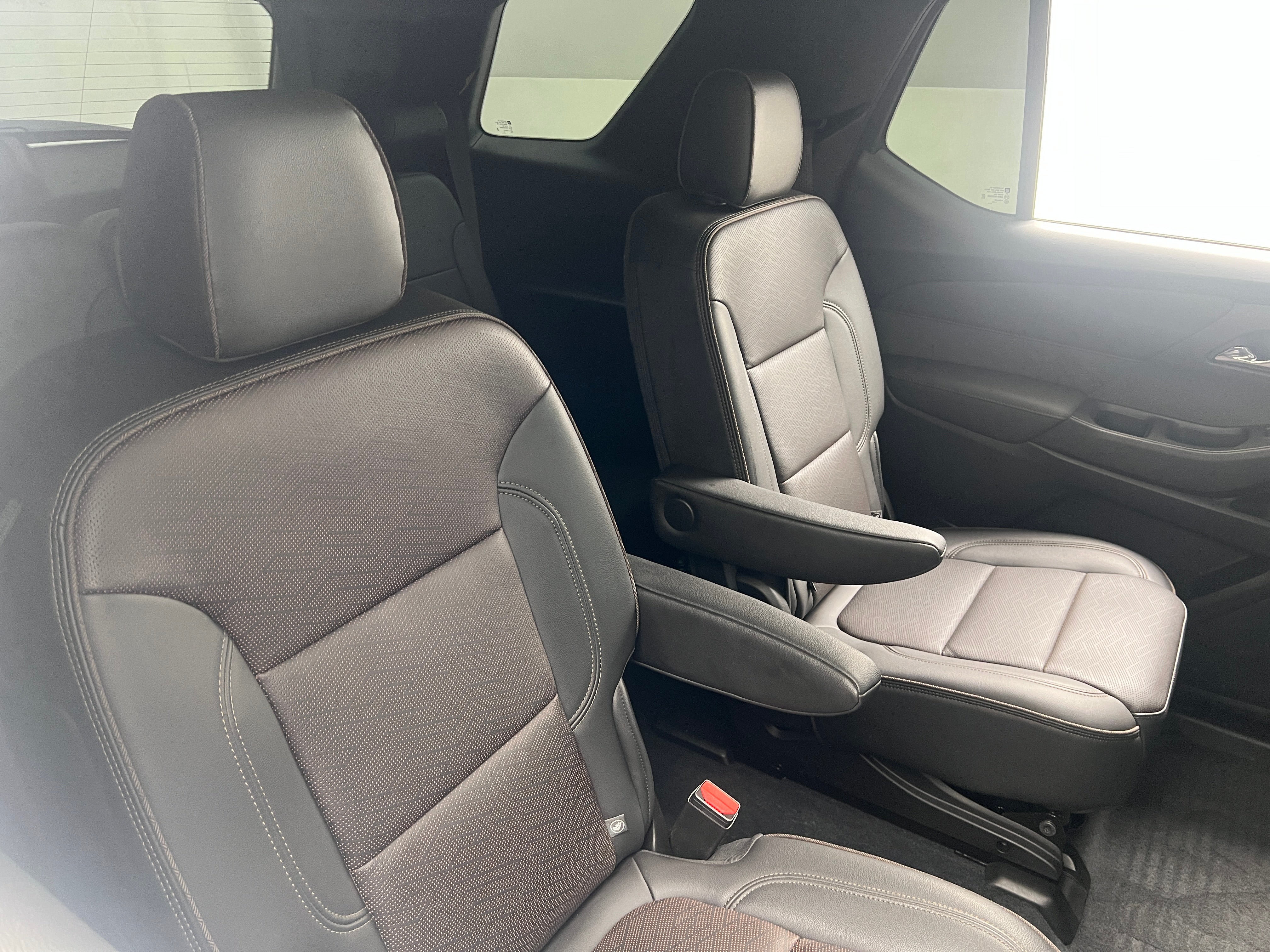 2022 Chevrolet Traverse High Country 5