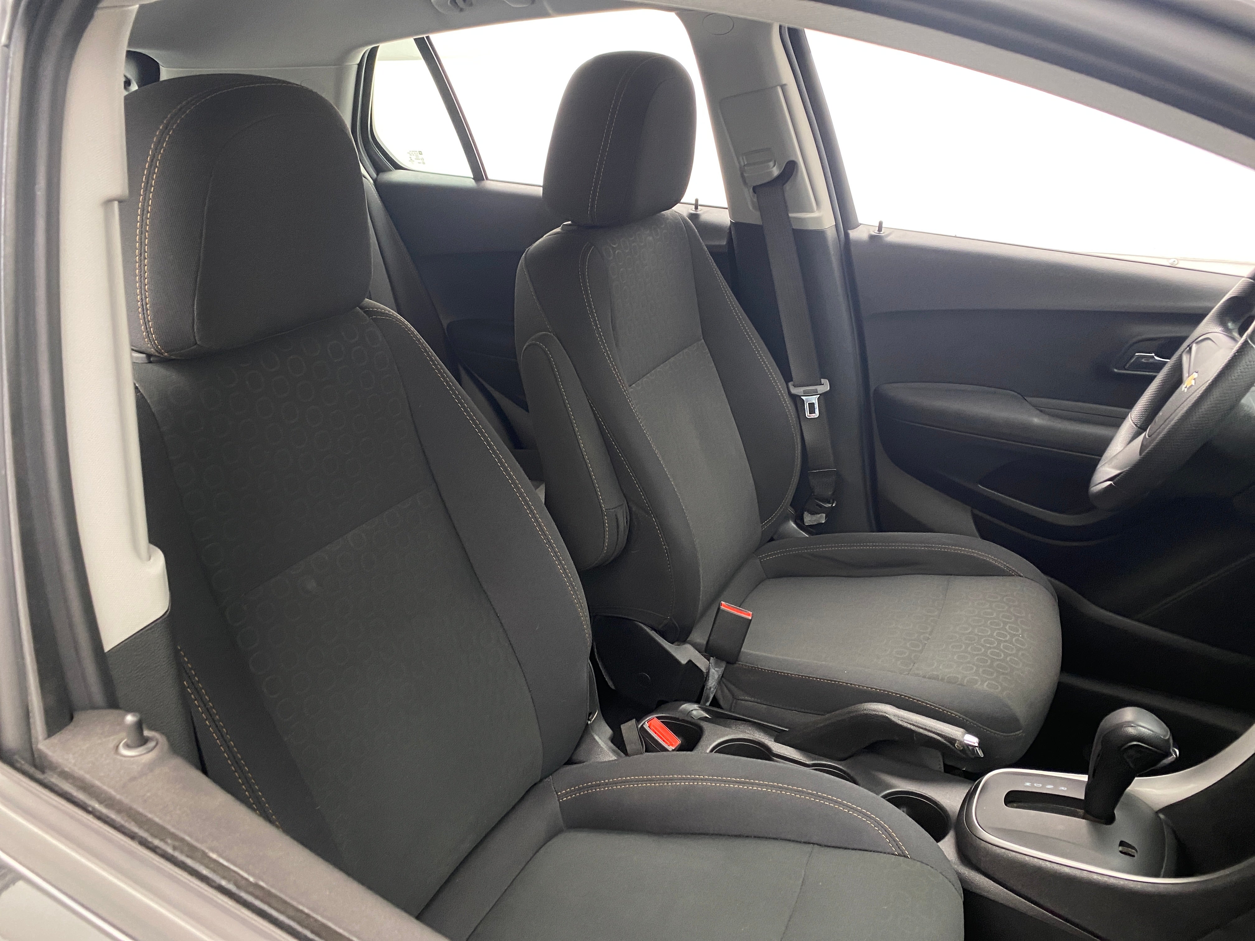 2017 Chevrolet Trax LS 2