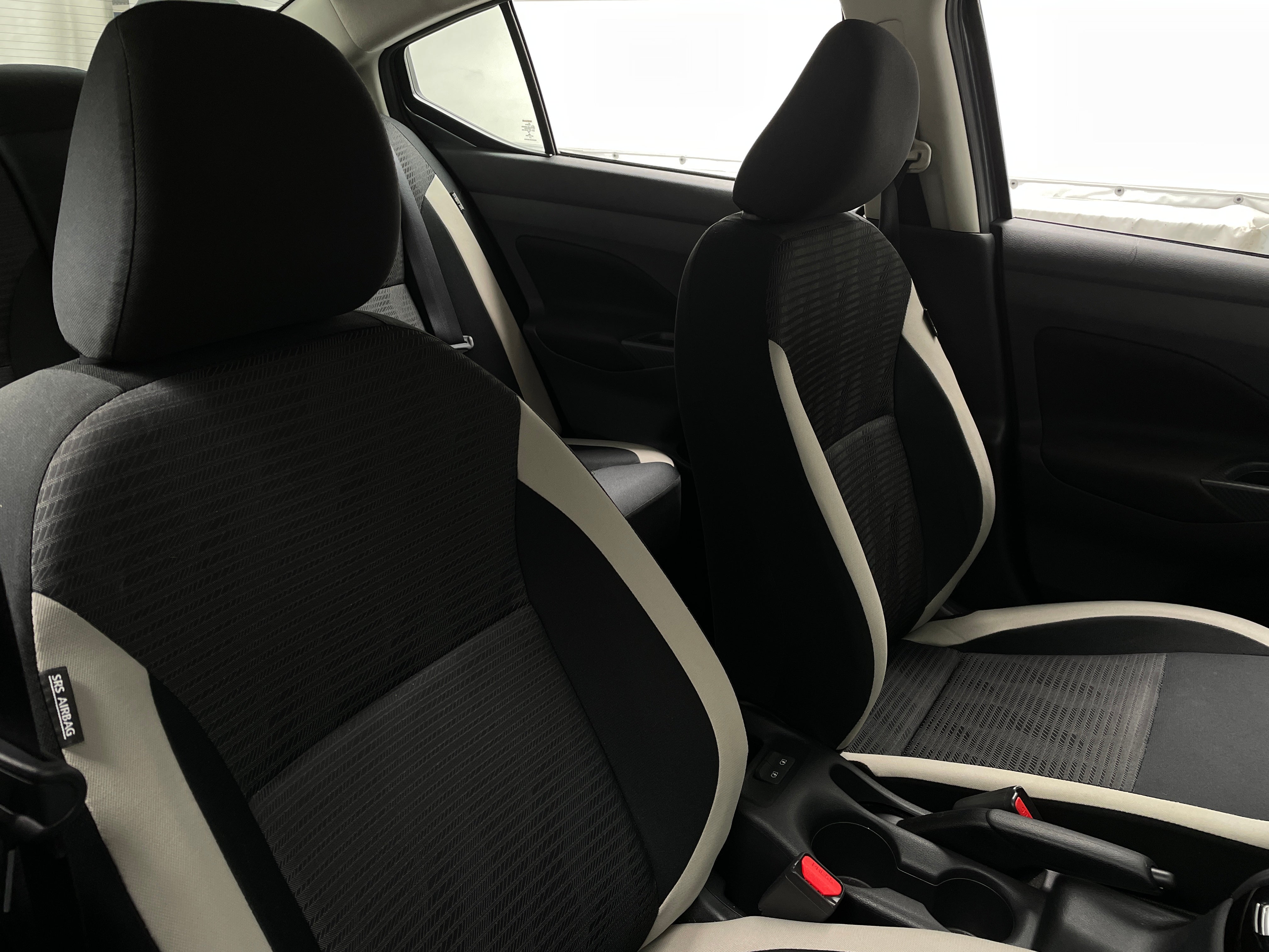 2021 Nissan Versa SV 2