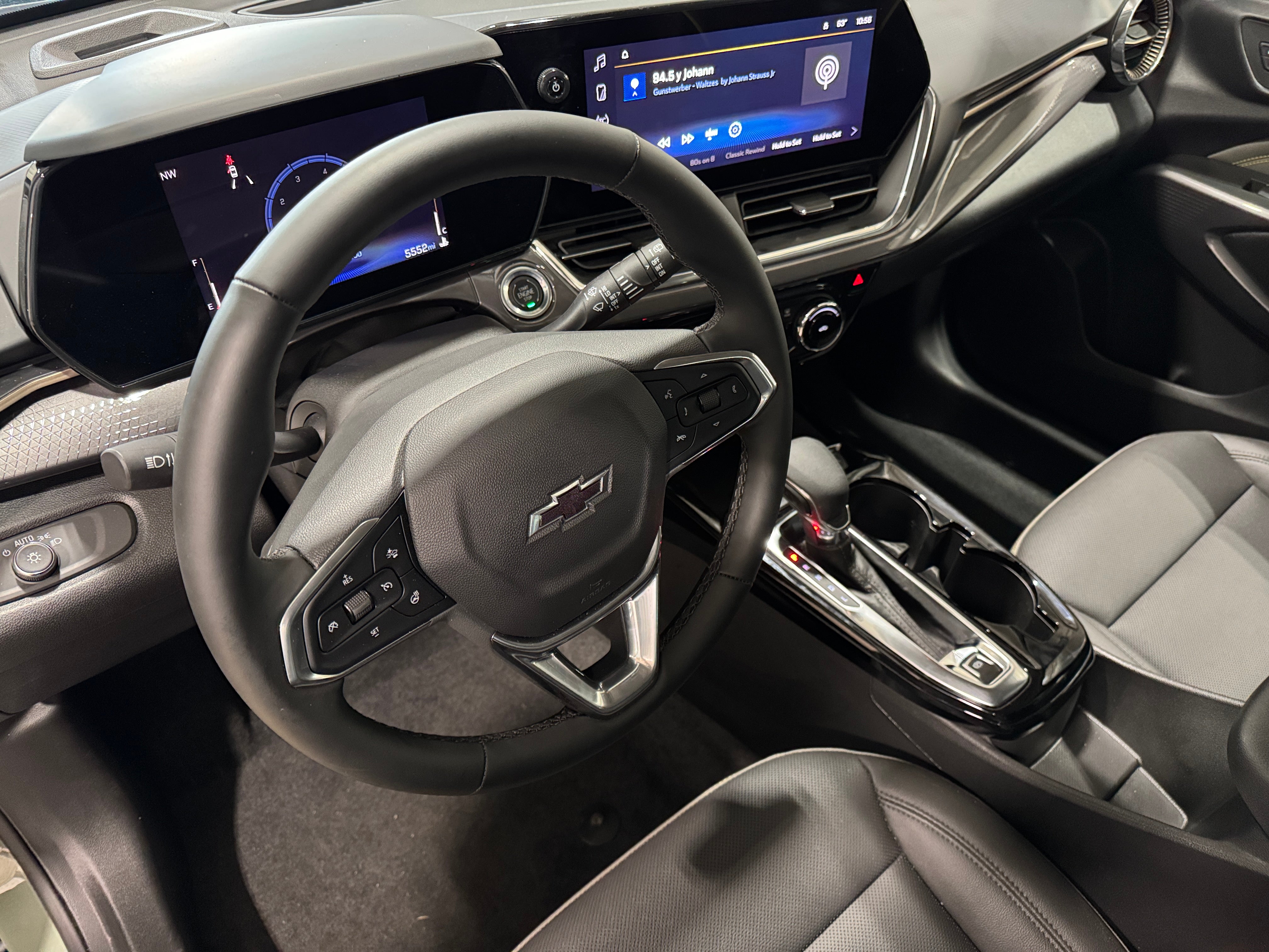 2025 Chevrolet Trax Activ 2