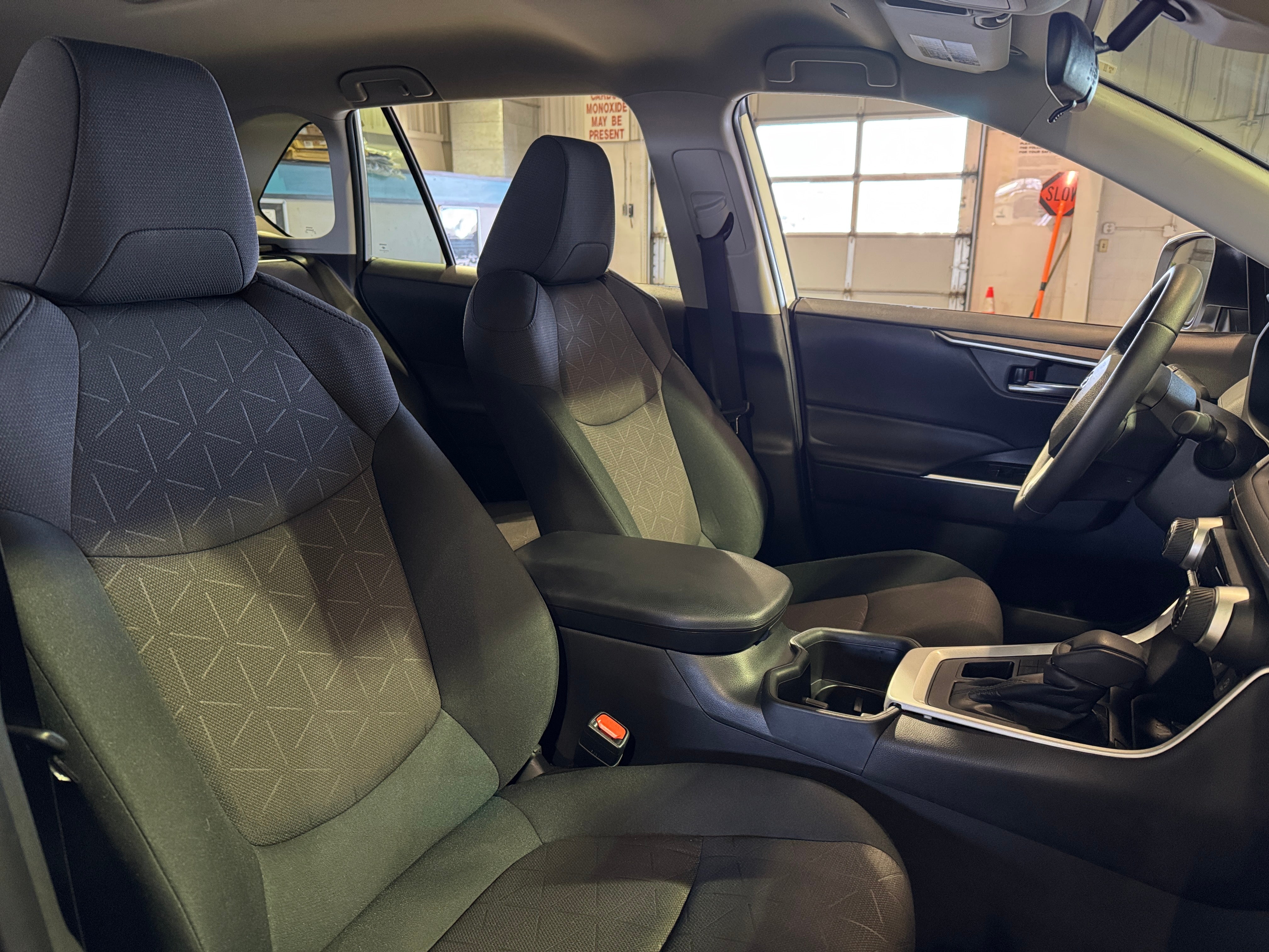 2024 Toyota RAV4 XLE 2
