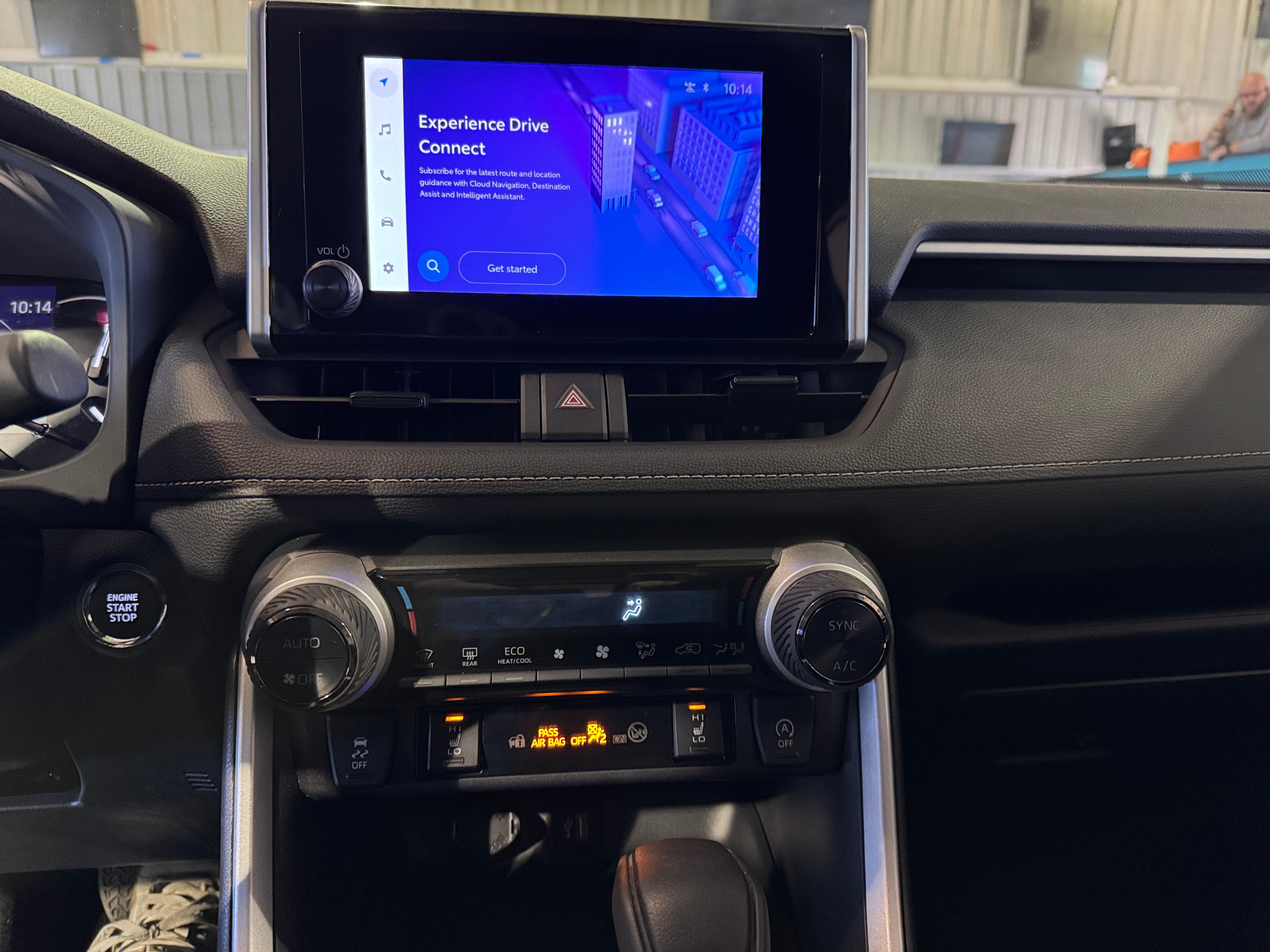 2024 Toyota RAV4 XLE 4