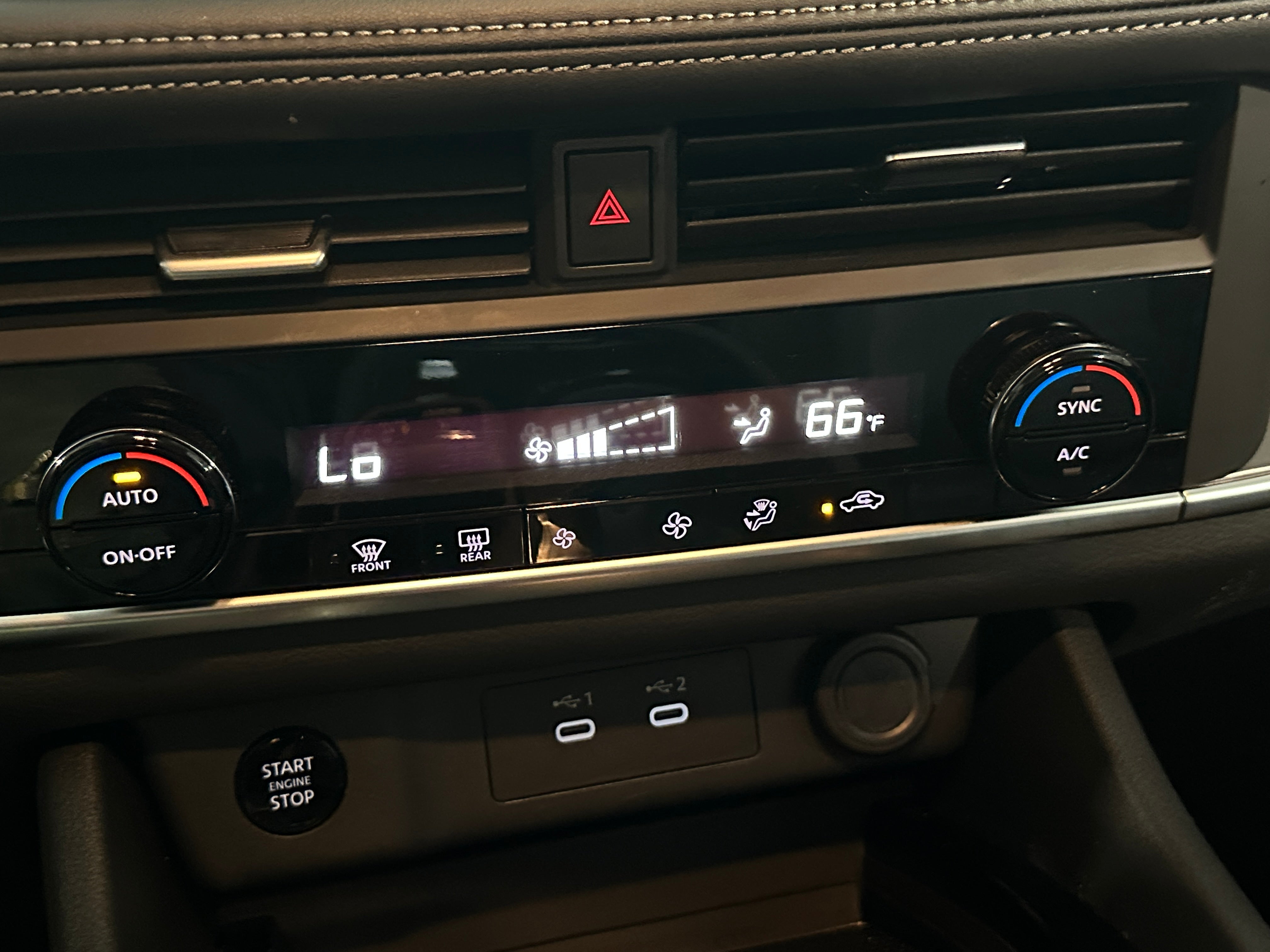 2024 Nissan Rogue SV 4
