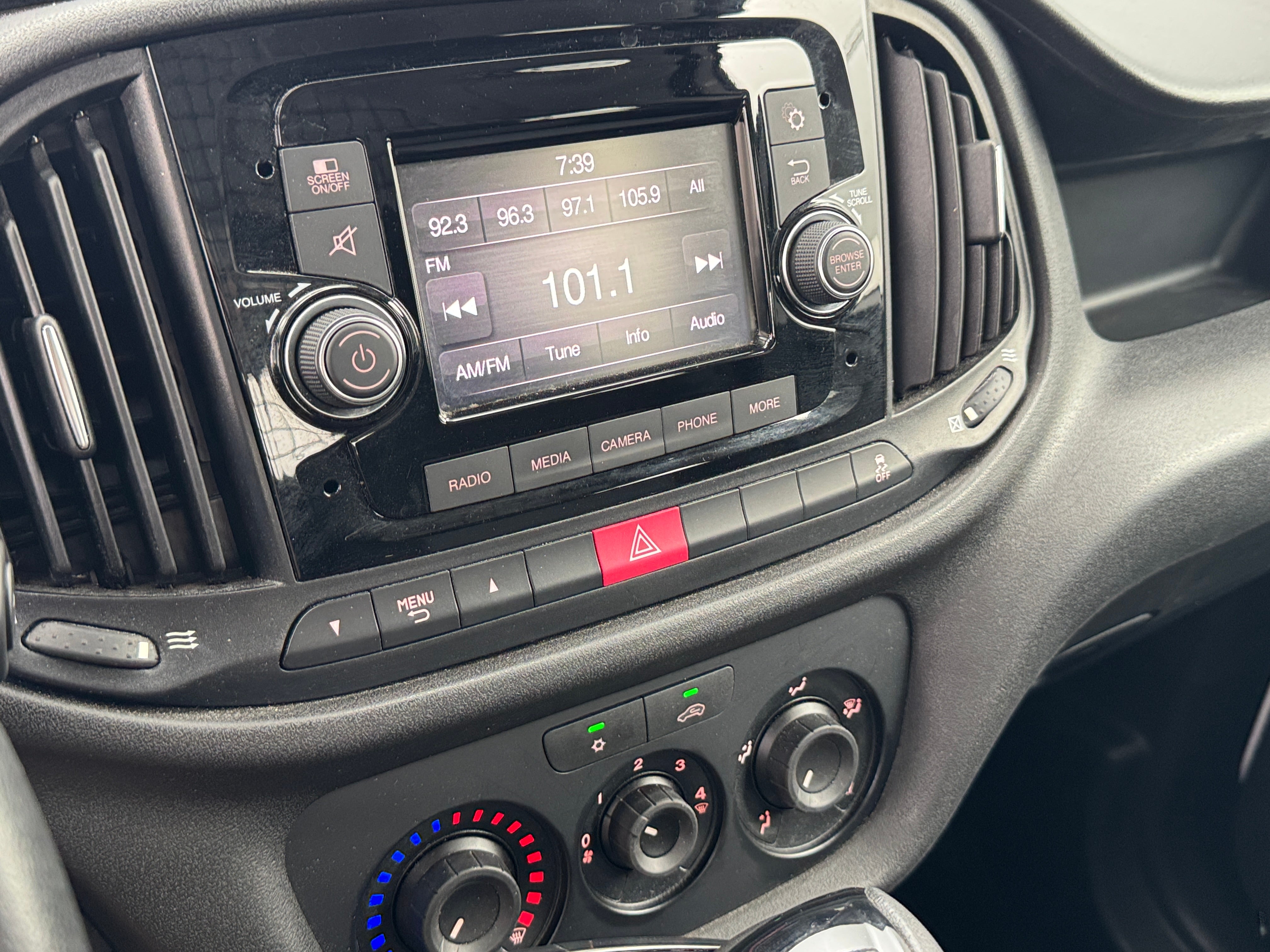 2021 RAM ProMaster City Tradesman 4