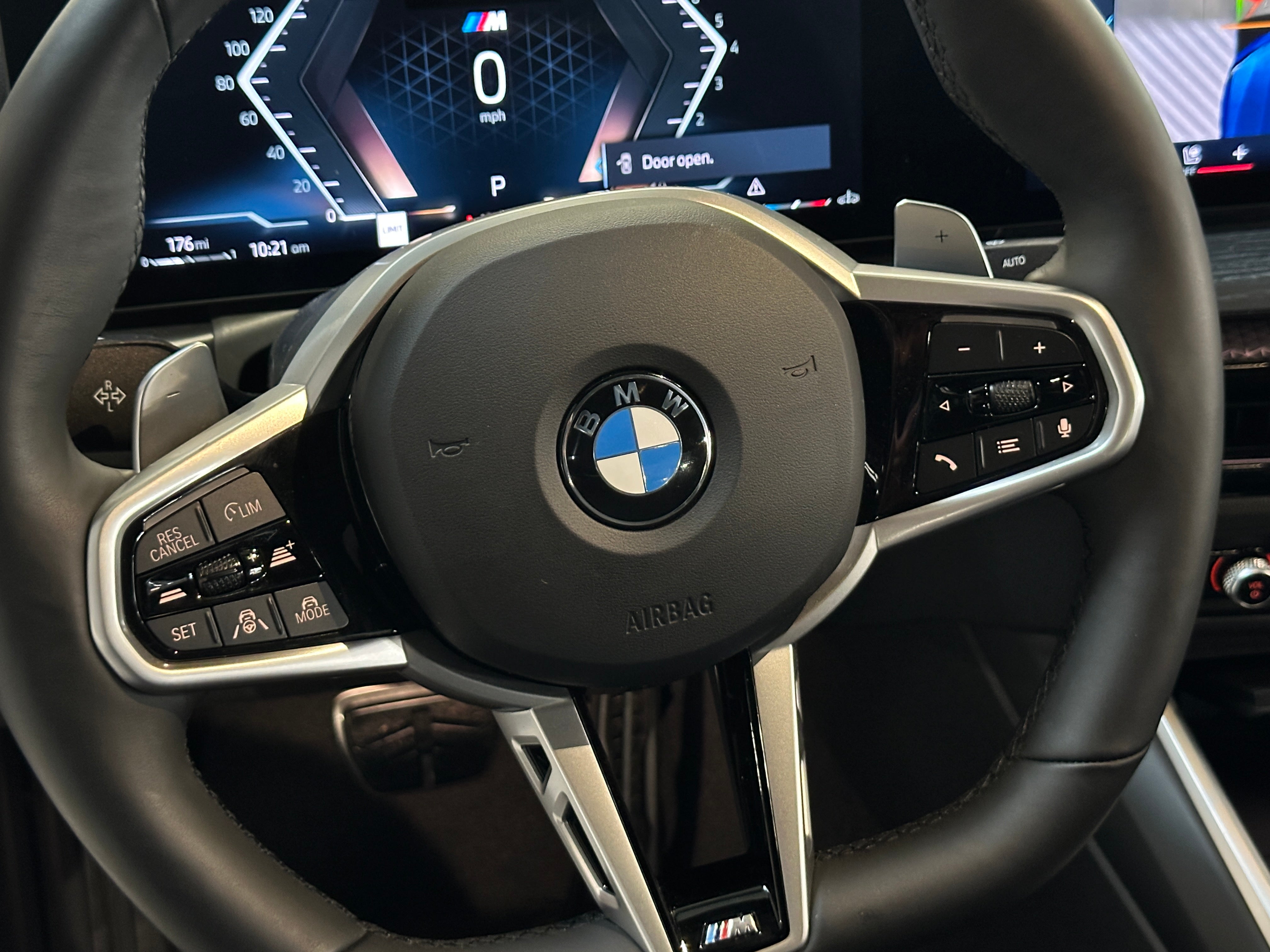 2025 BMW 3 Series 330i xDrive 4