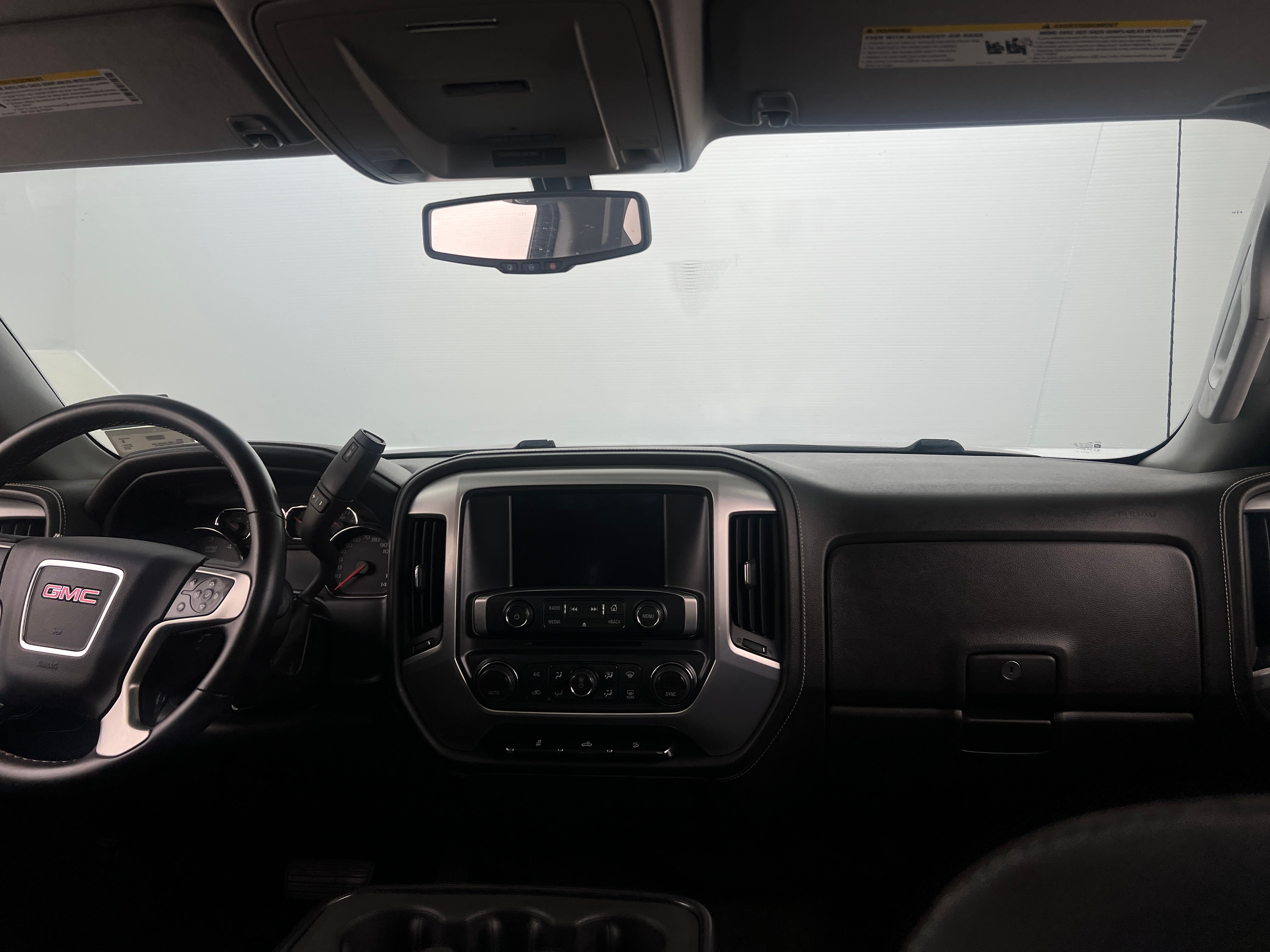 2015 GMC Sierra 1500 SLE 3