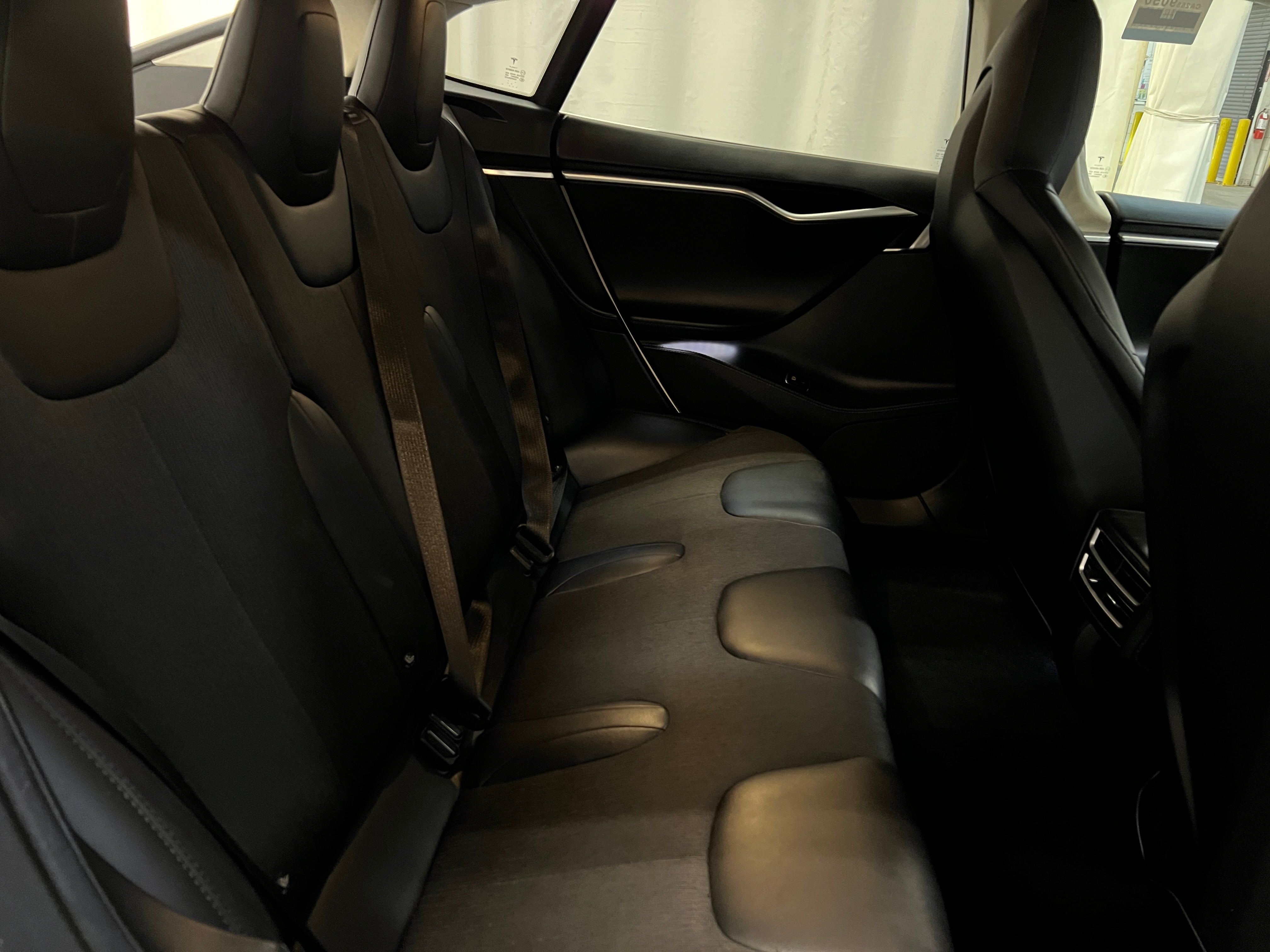 2015 Tesla Model S 70 5