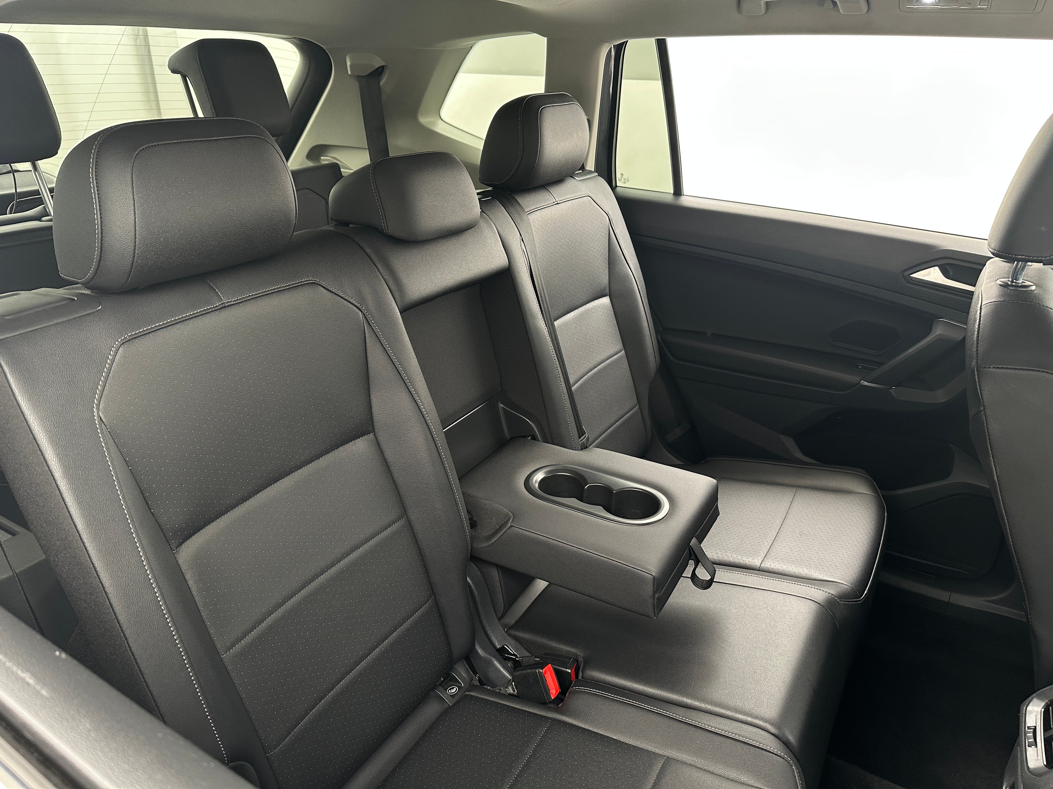 2020 Volkswagen Tiguan SEL 5