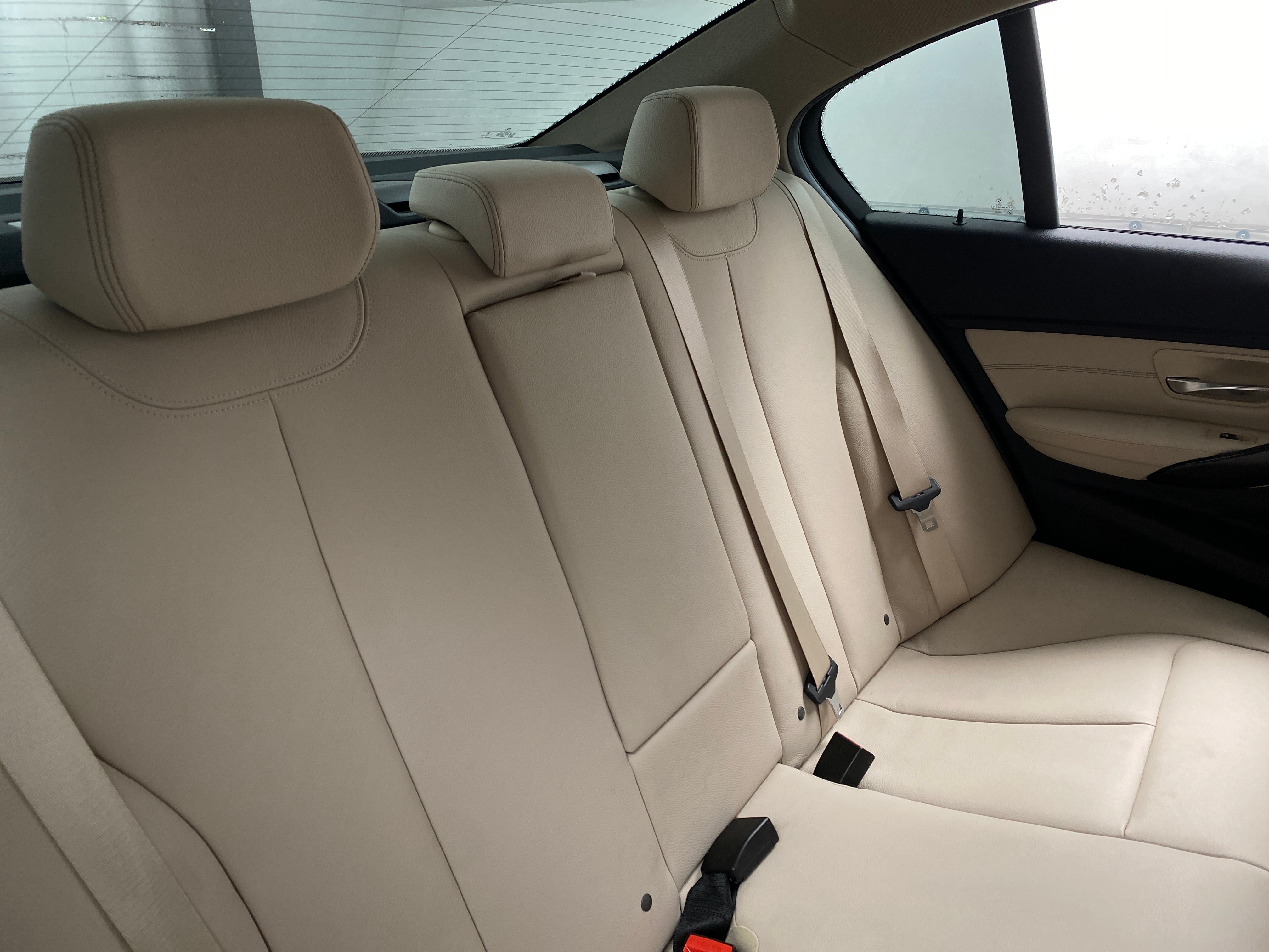 2015 BMW 3 Series 320i xDrive 5