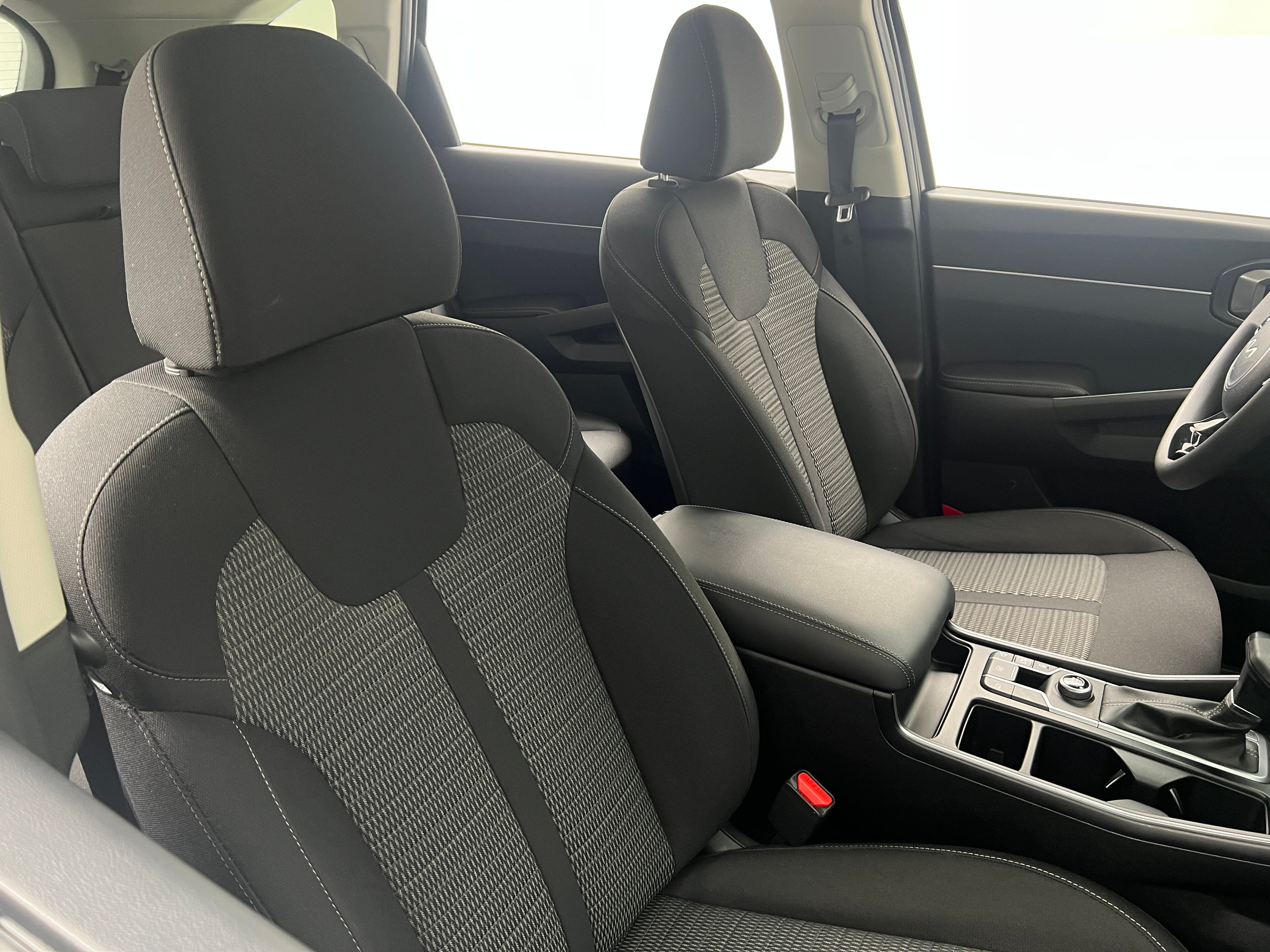 2024 Kia Sorento LX 2