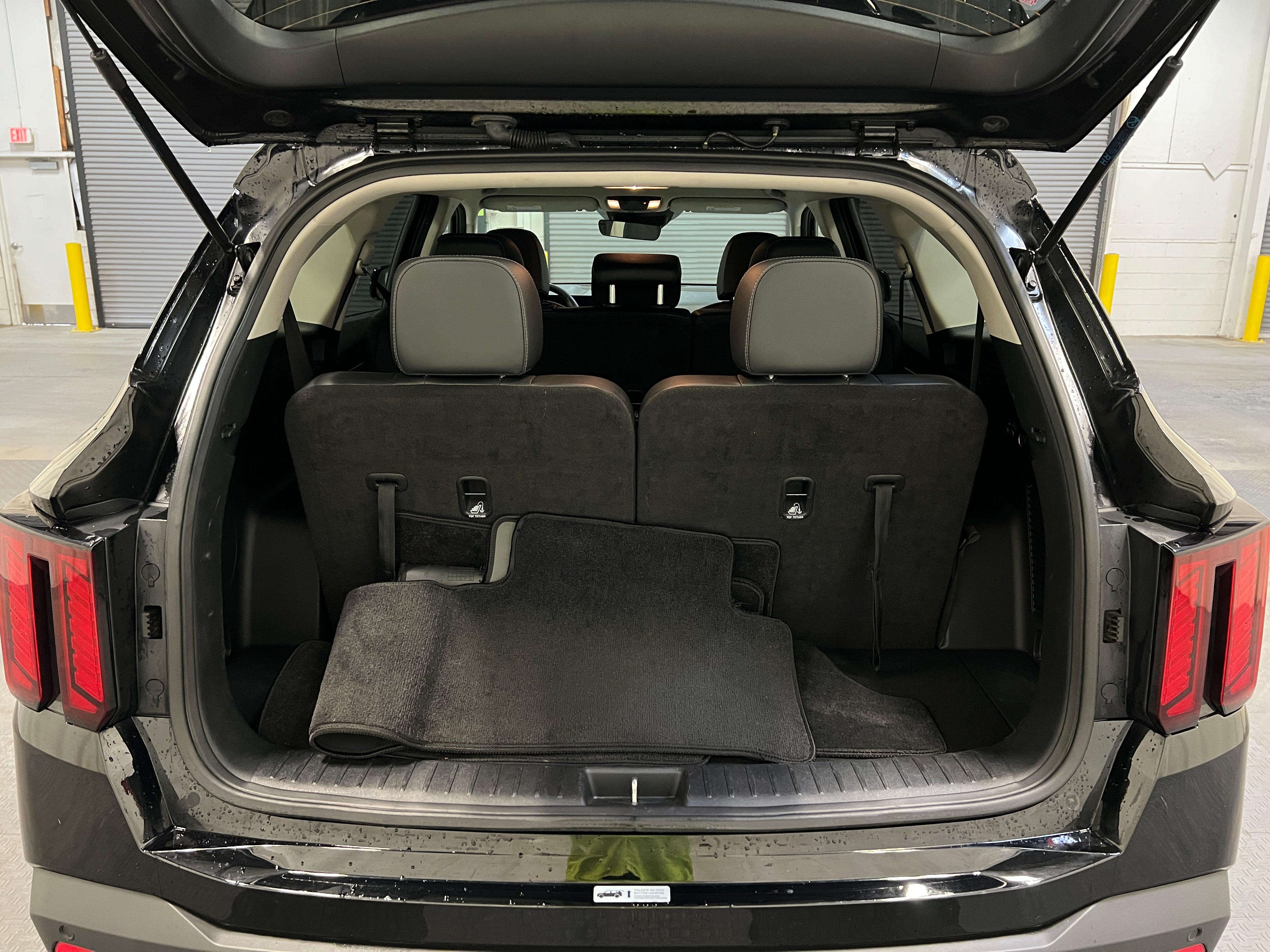 2024 Kia Sorento S 6