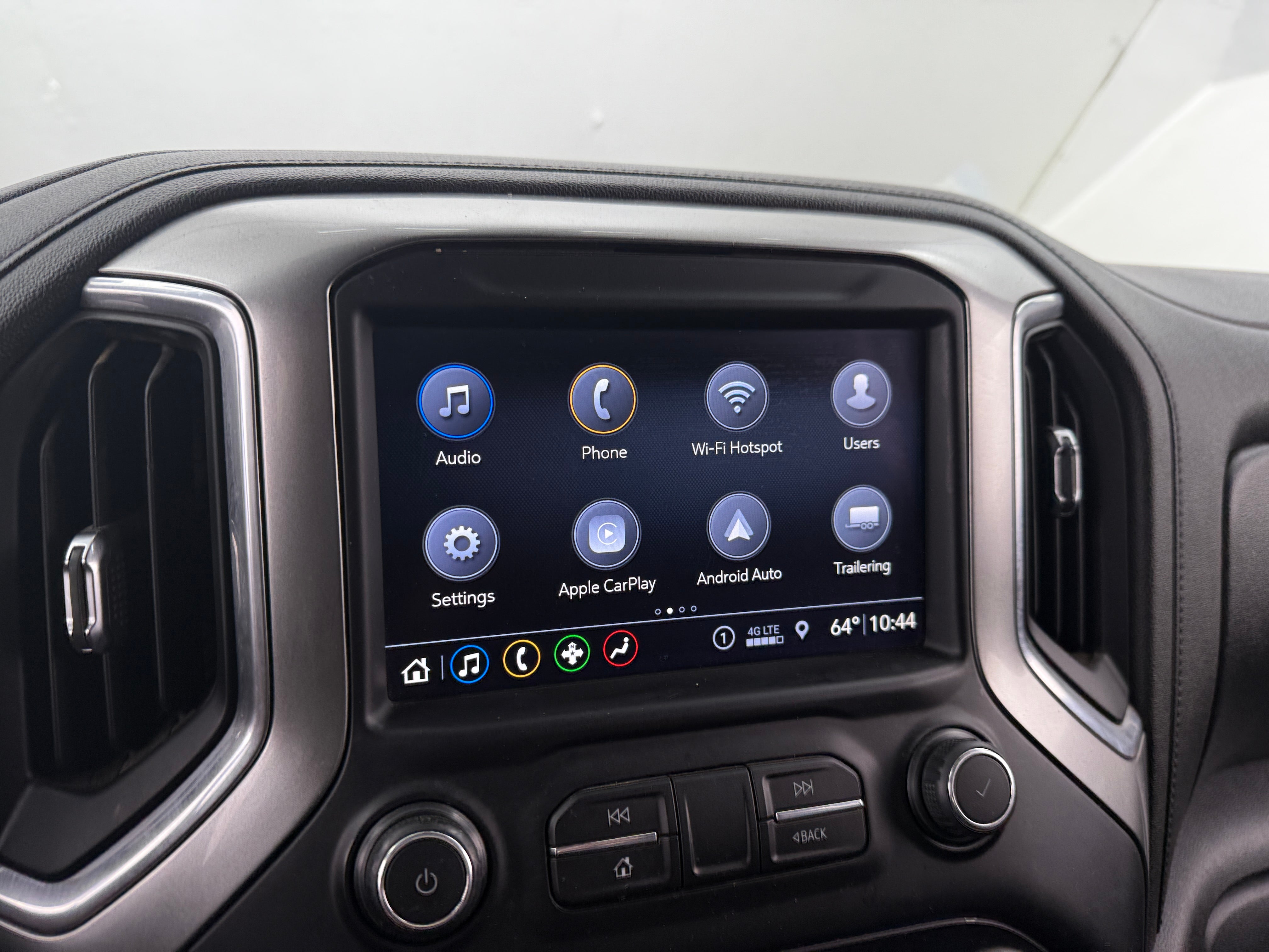 2019 Chevrolet Silverado 1500 LT 4