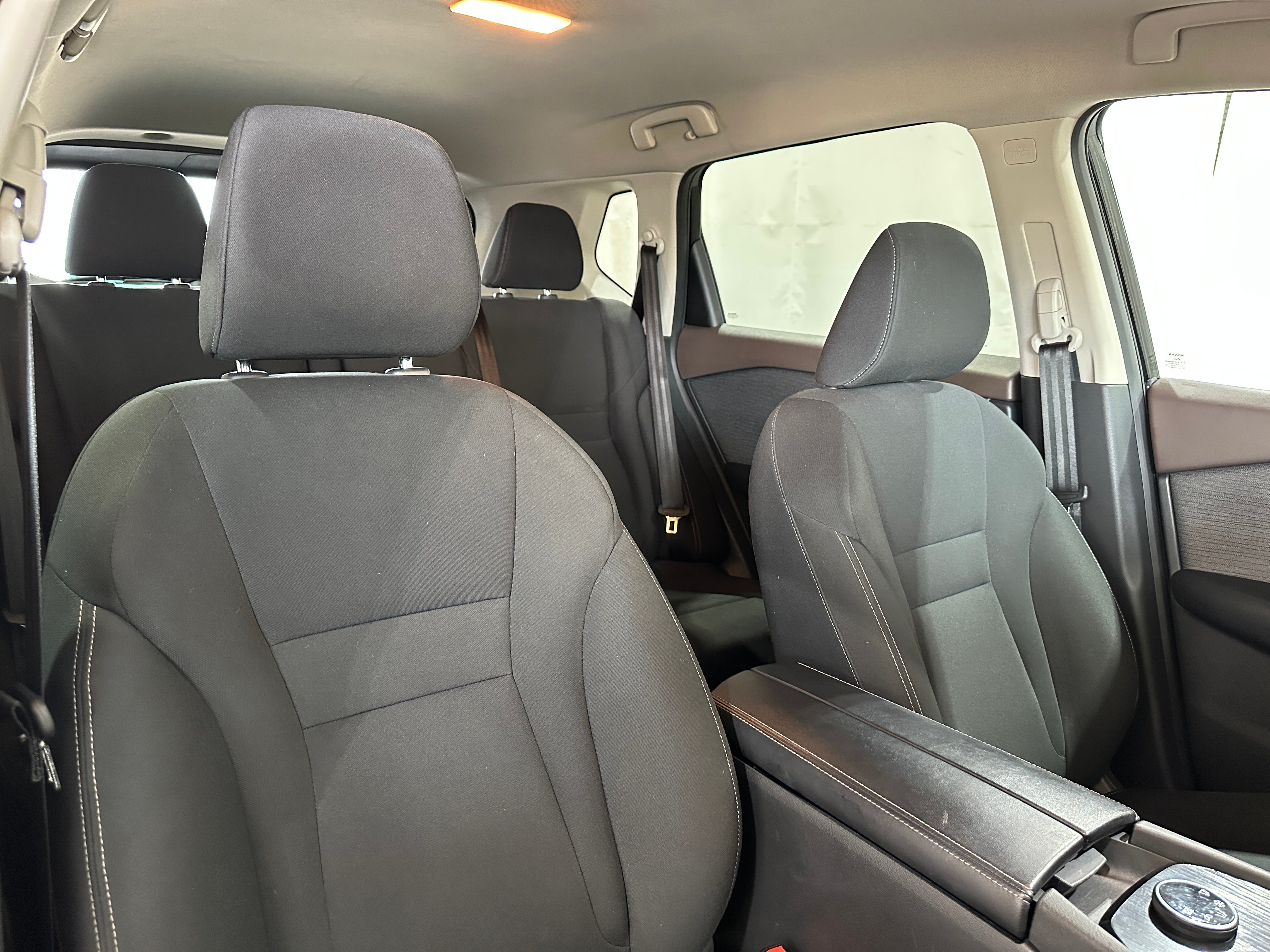 2023 Nissan Rogue S 2