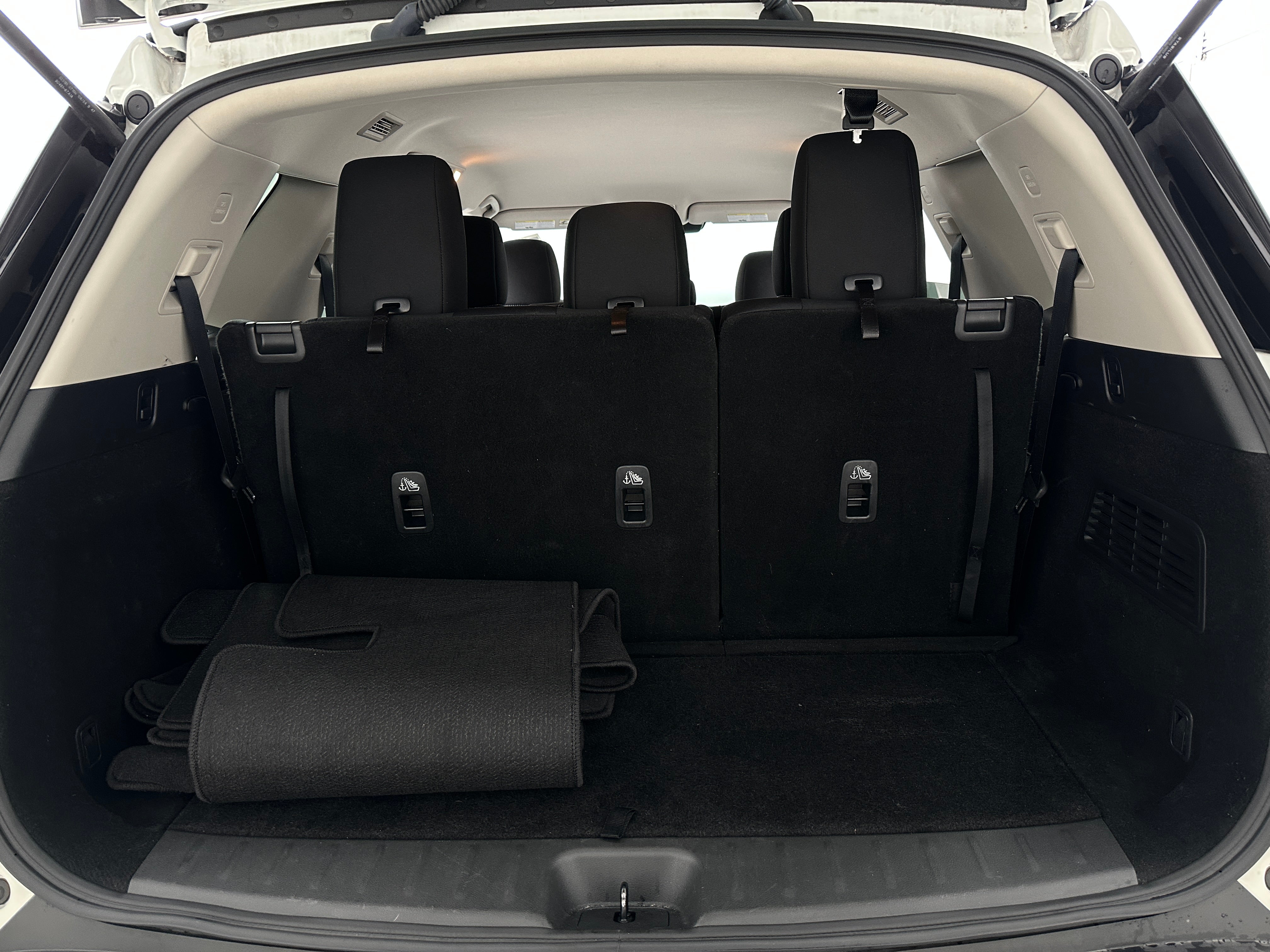 2024 Nissan Pathfinder S 7