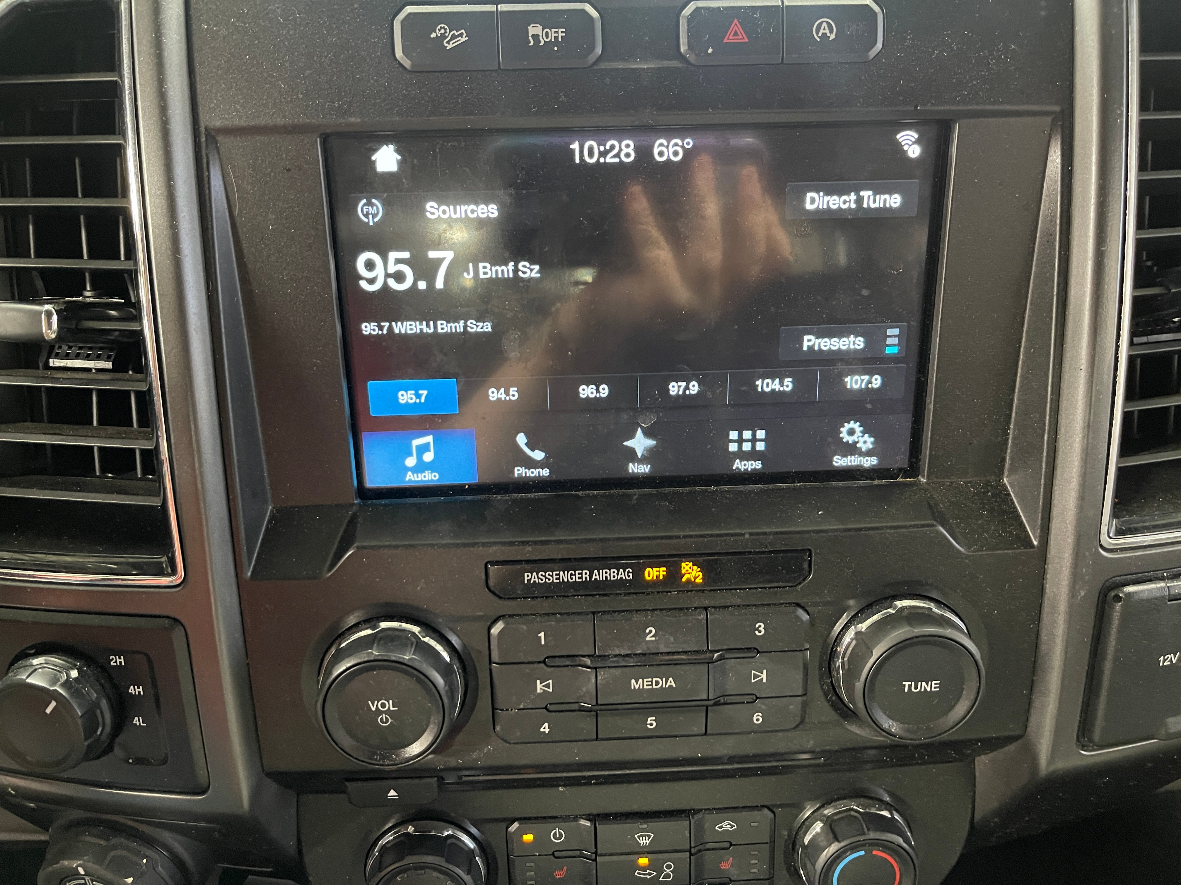 2018 Ford Econoline E-150 4