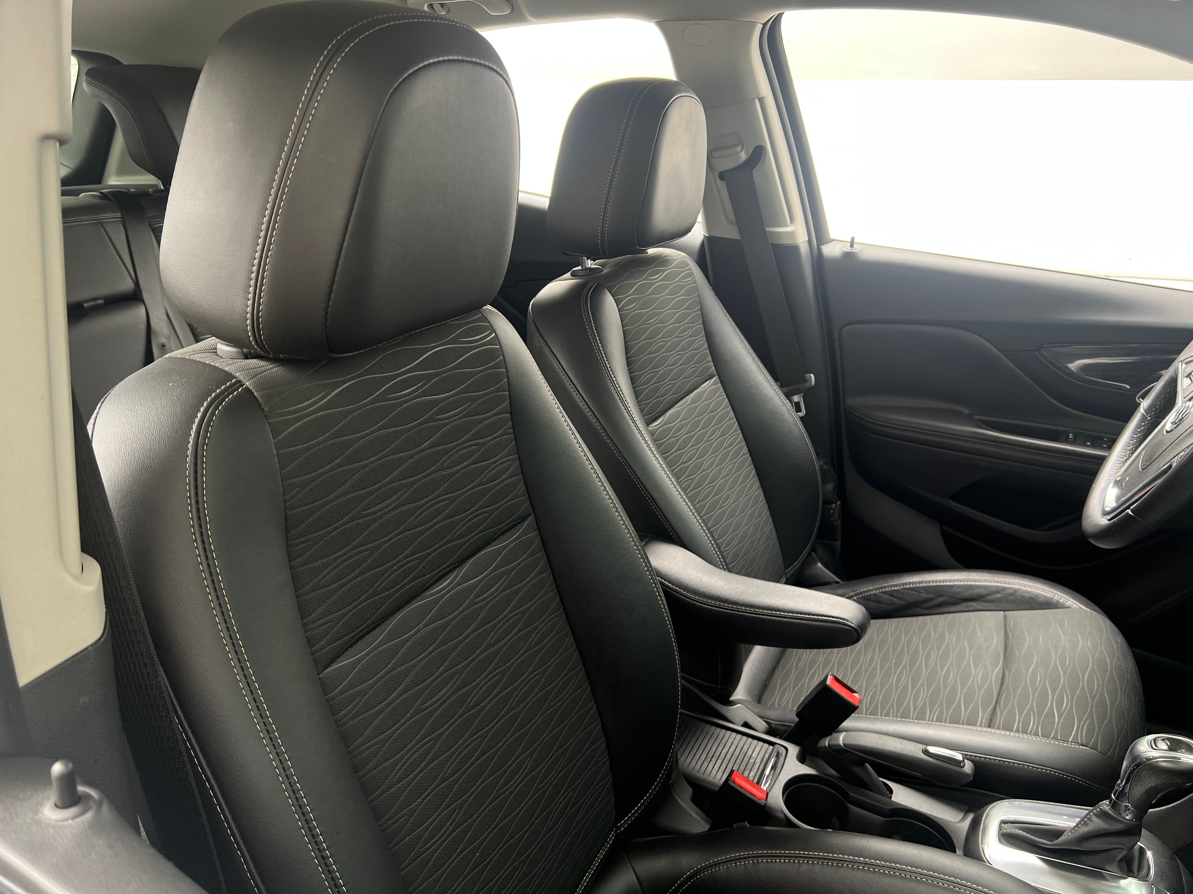 2015 Buick Encore Base 2