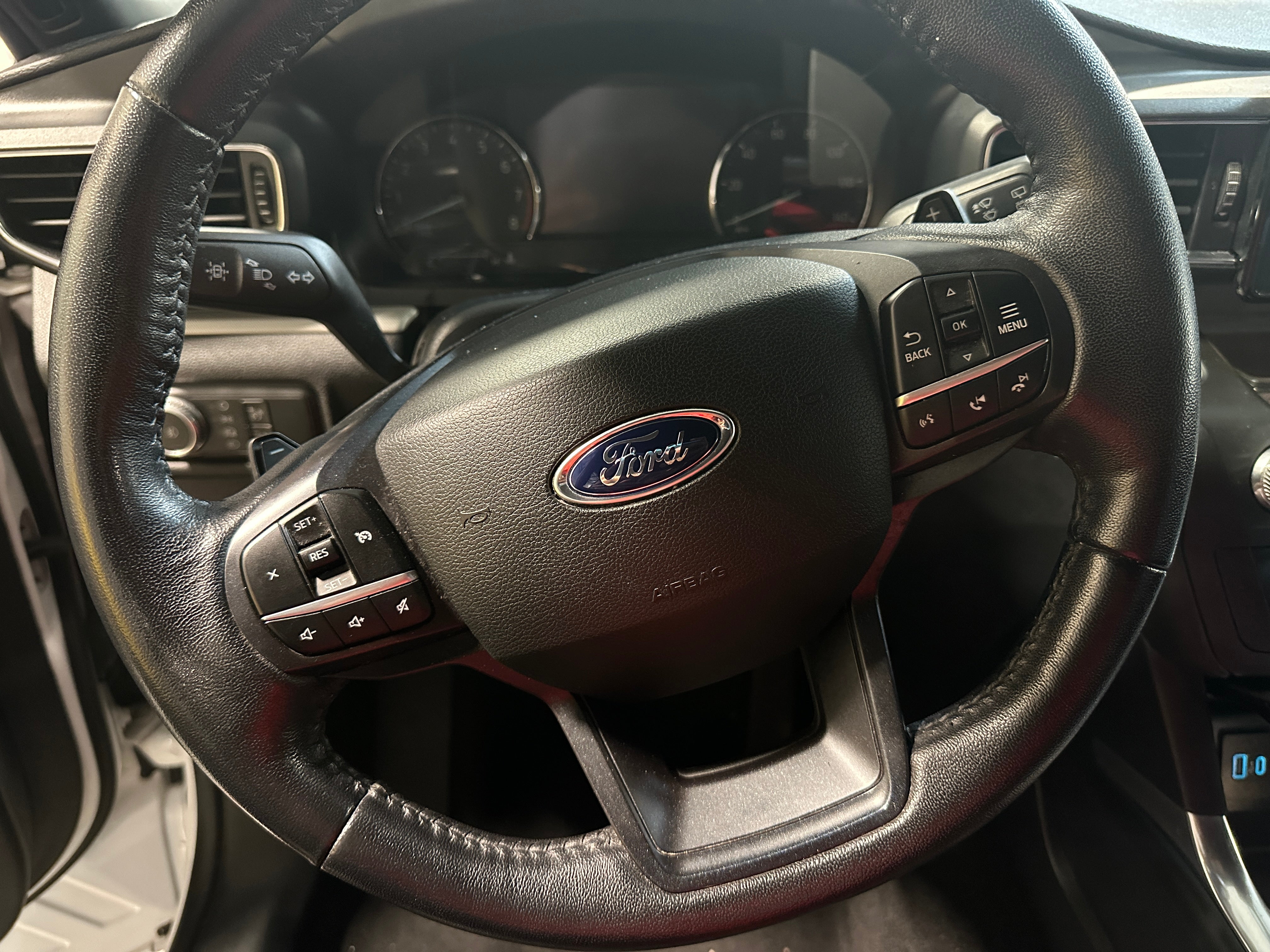 2020 Ford Explorer XLT 5