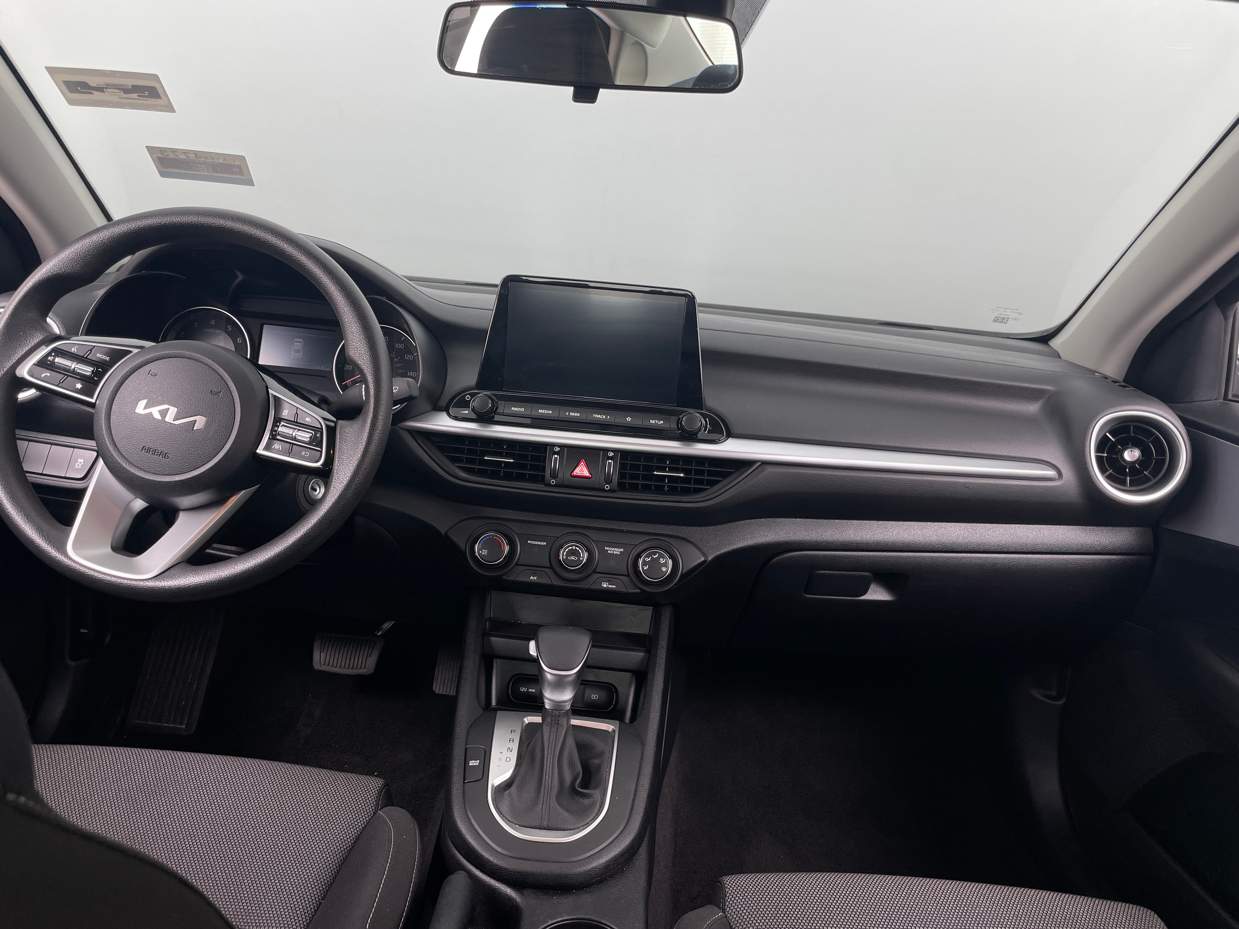 2024 Kia Forte LXS 3