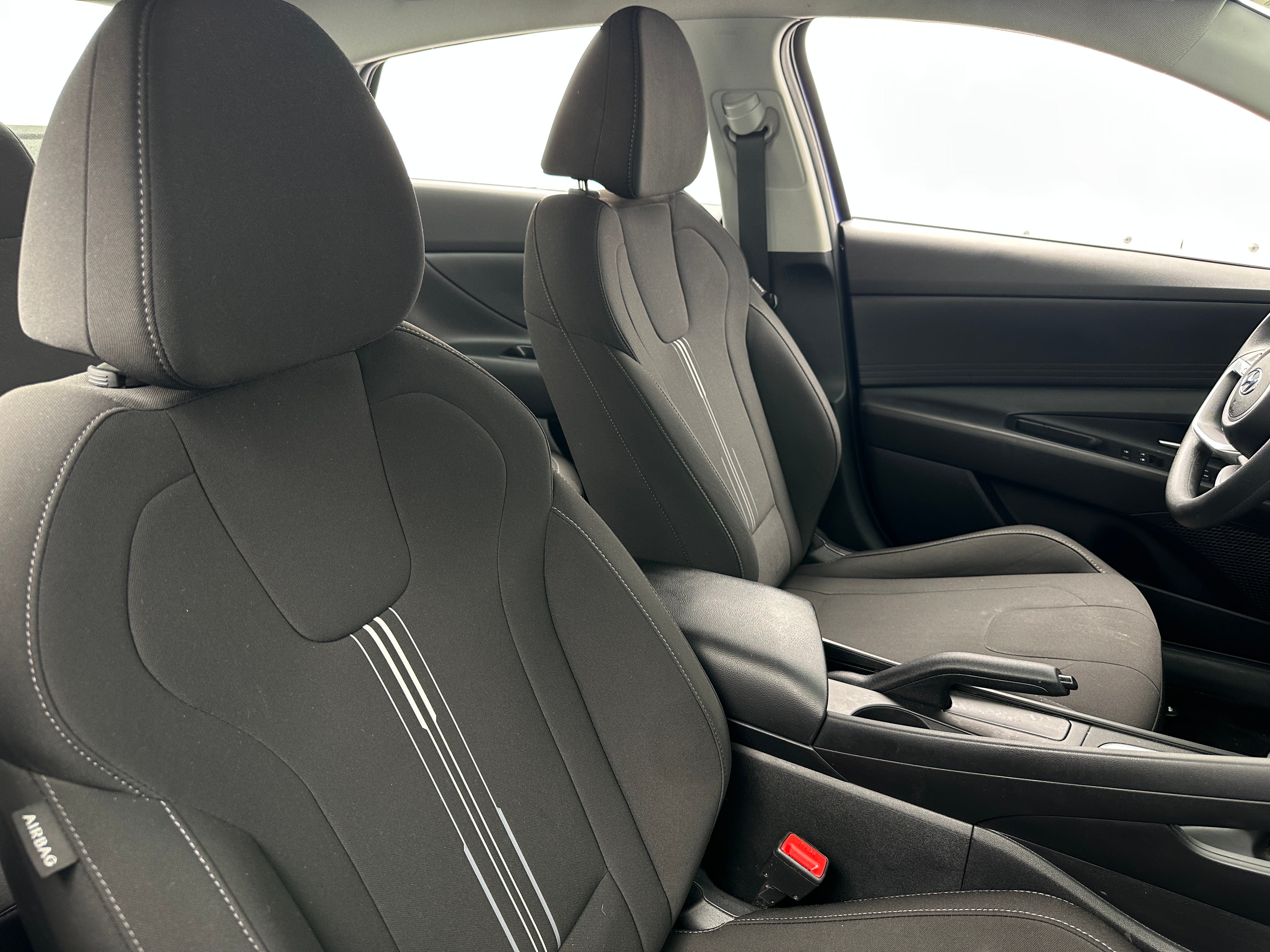 2023 Hyundai Elantra SEL 2