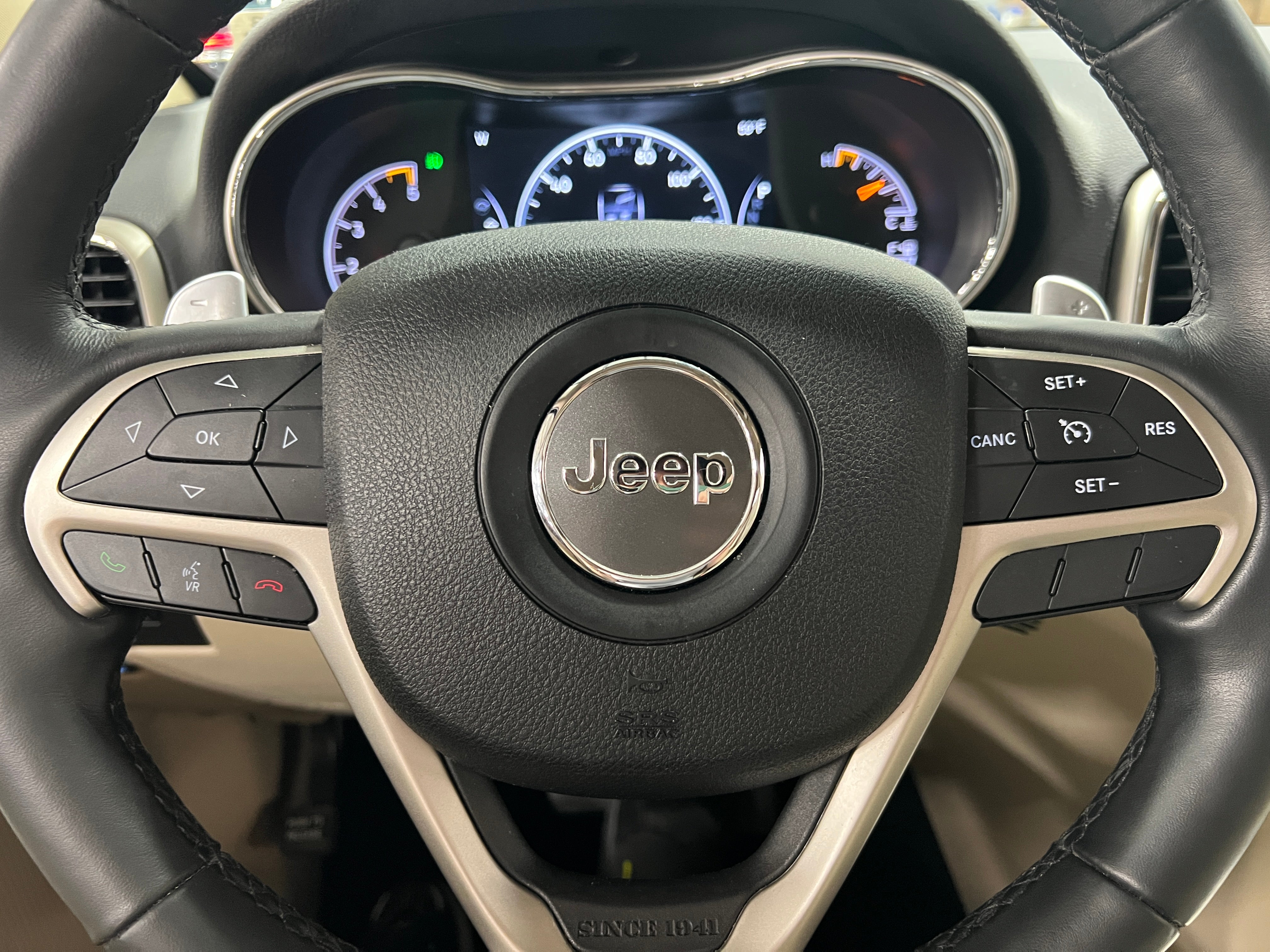 2015 Jeep Grand Cherokee Limited Edition 4