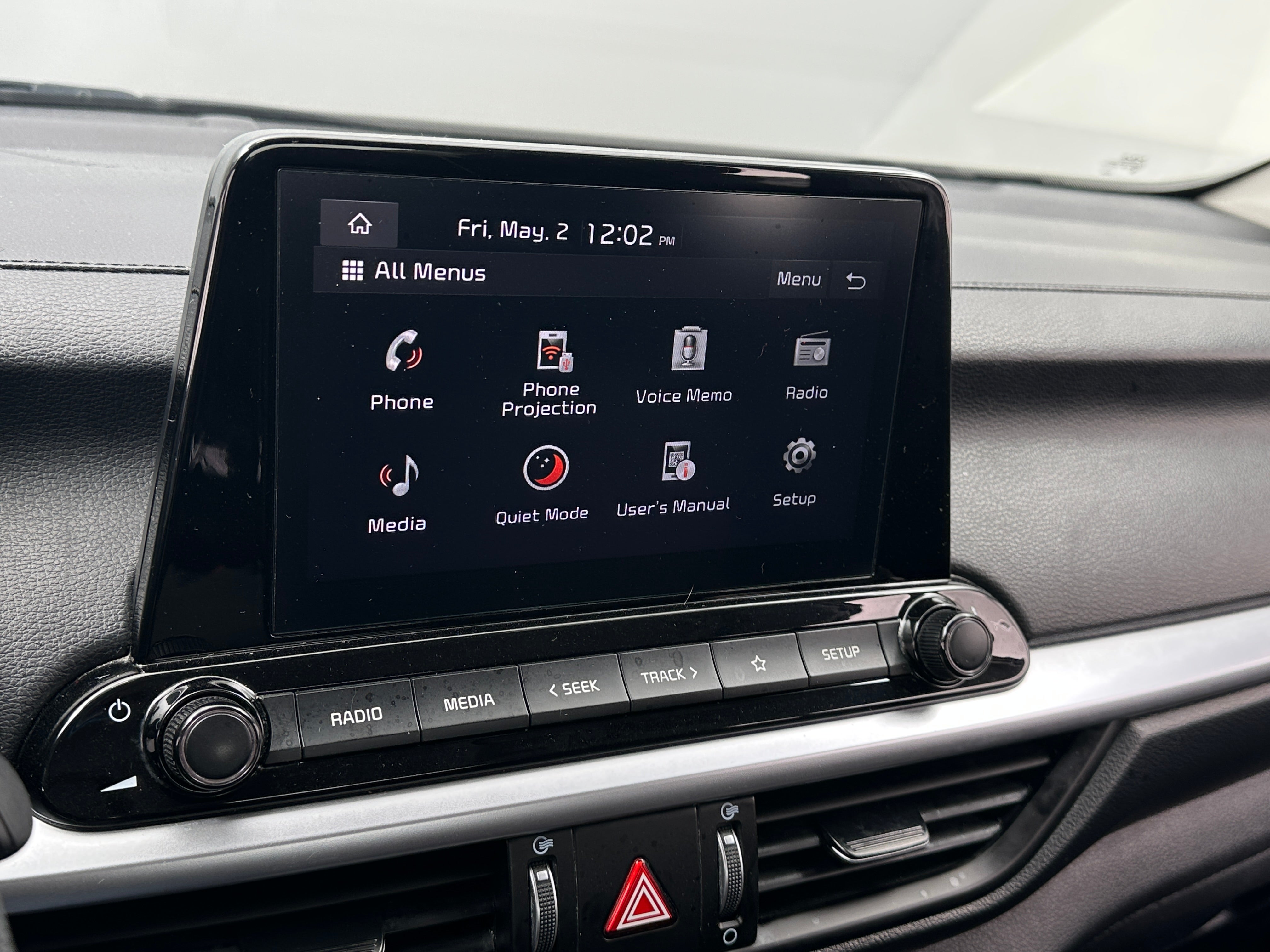 2023 Kia Forte LXS 4