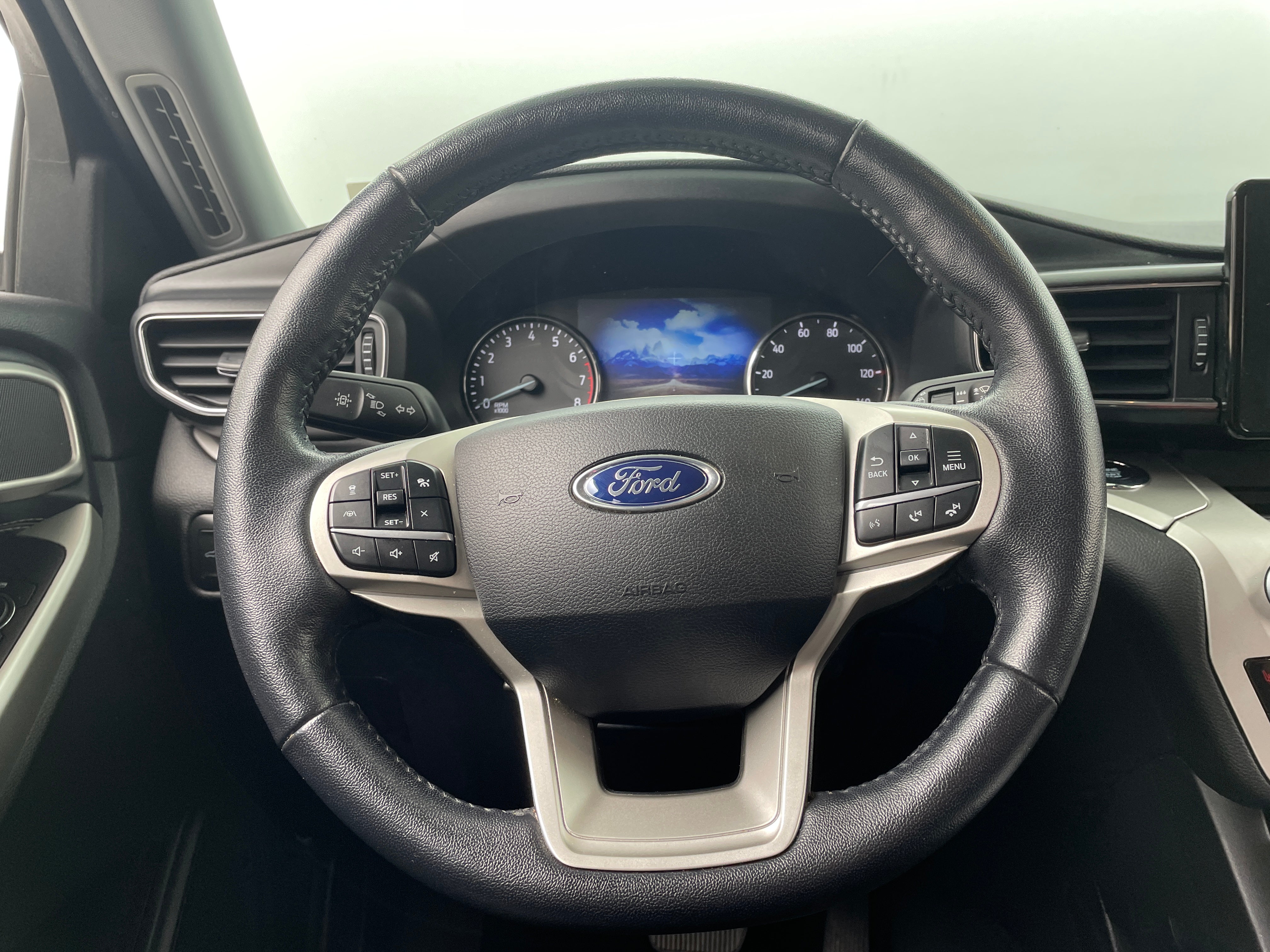 2021 Ford Explorer XLT 5