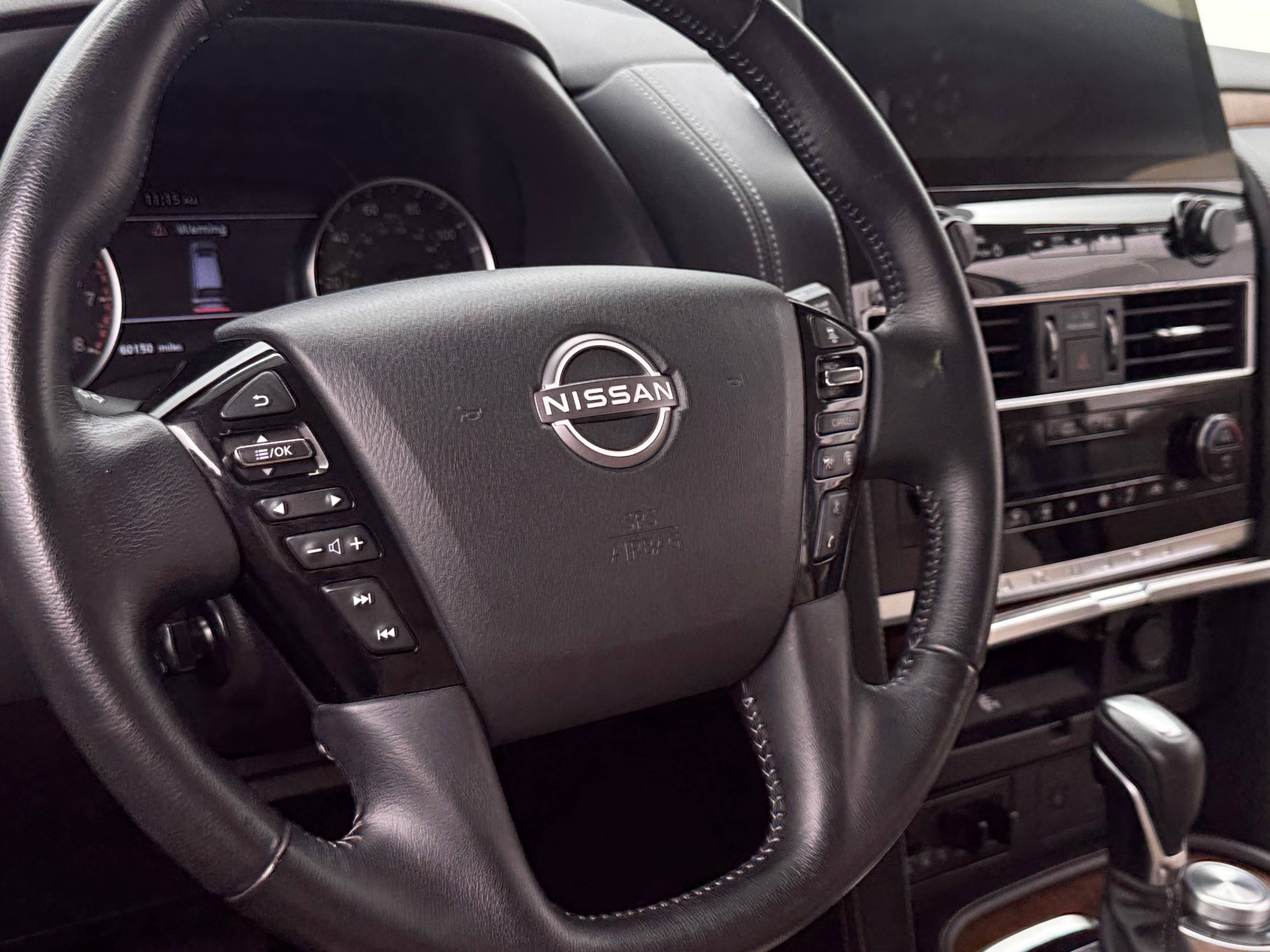 2023 Nissan Armada SL 4