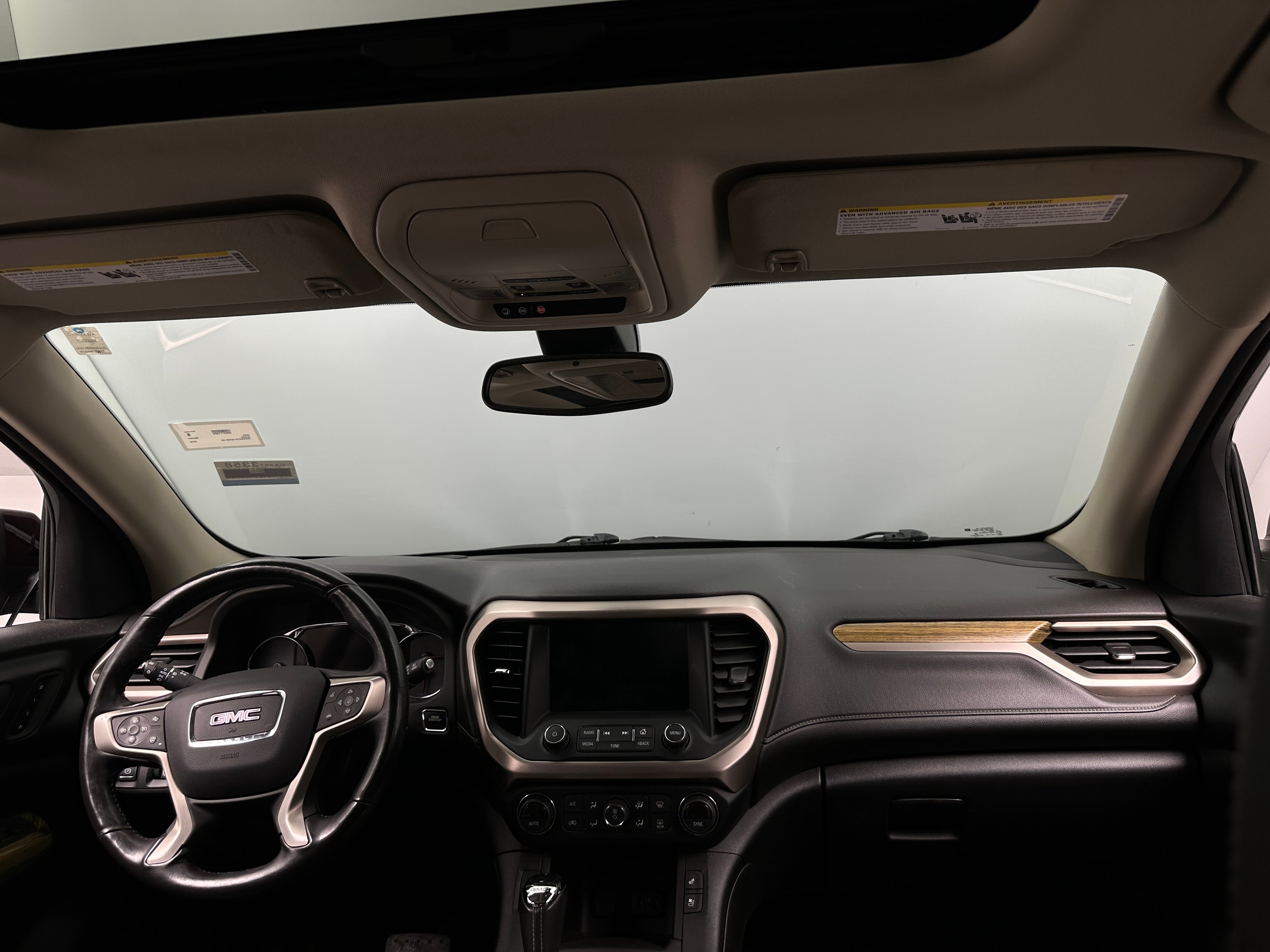 2018 GMC Acadia Denali 2