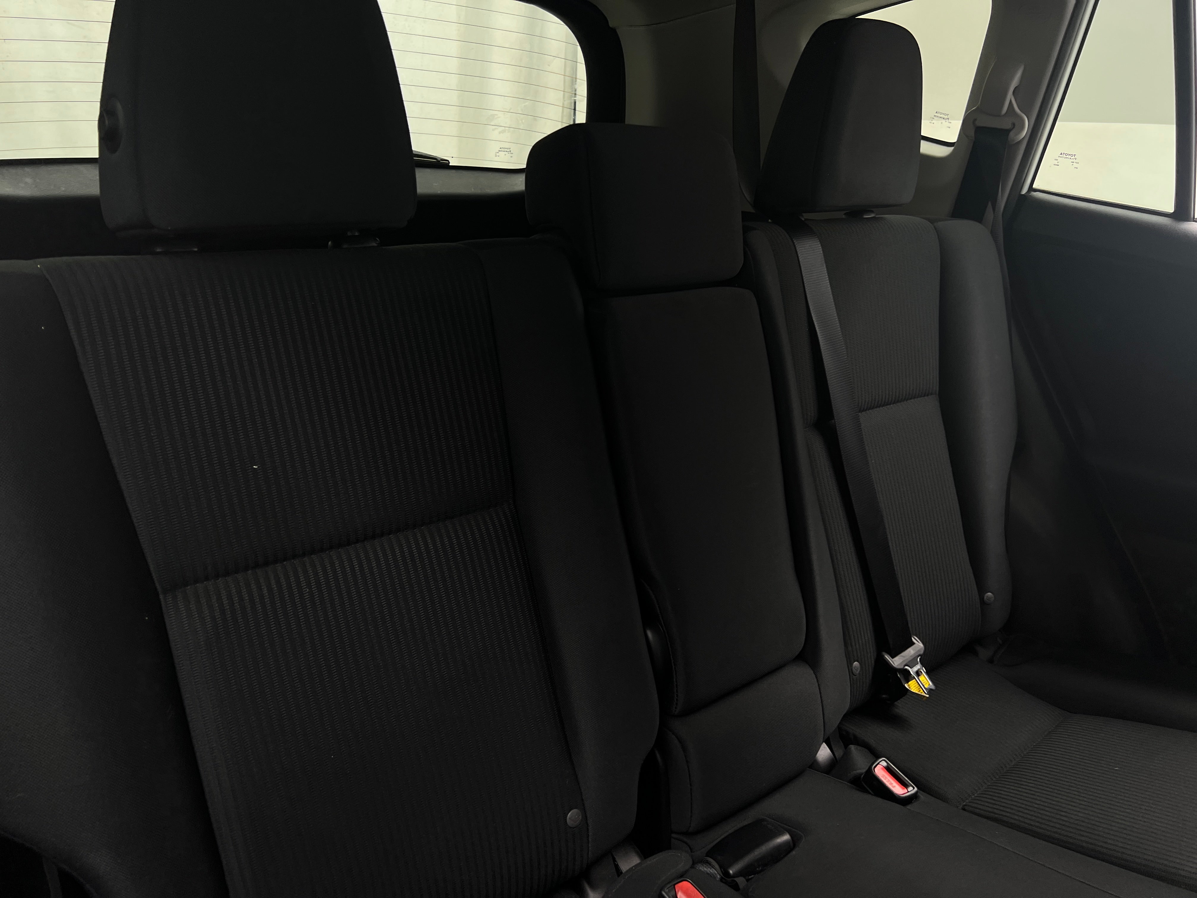 2016 Toyota RAV4 LE 6