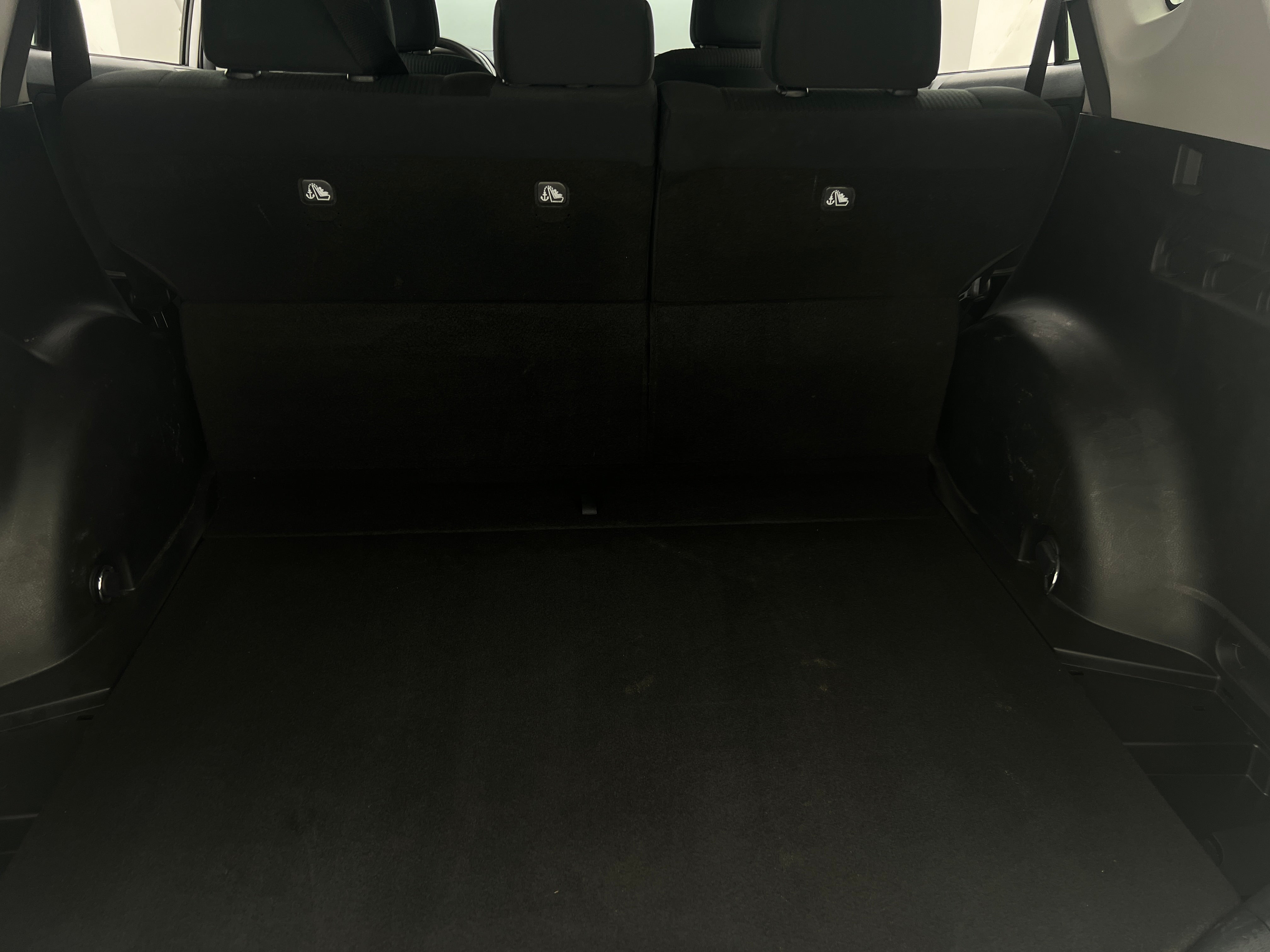 2016 Toyota RAV4 LE 7