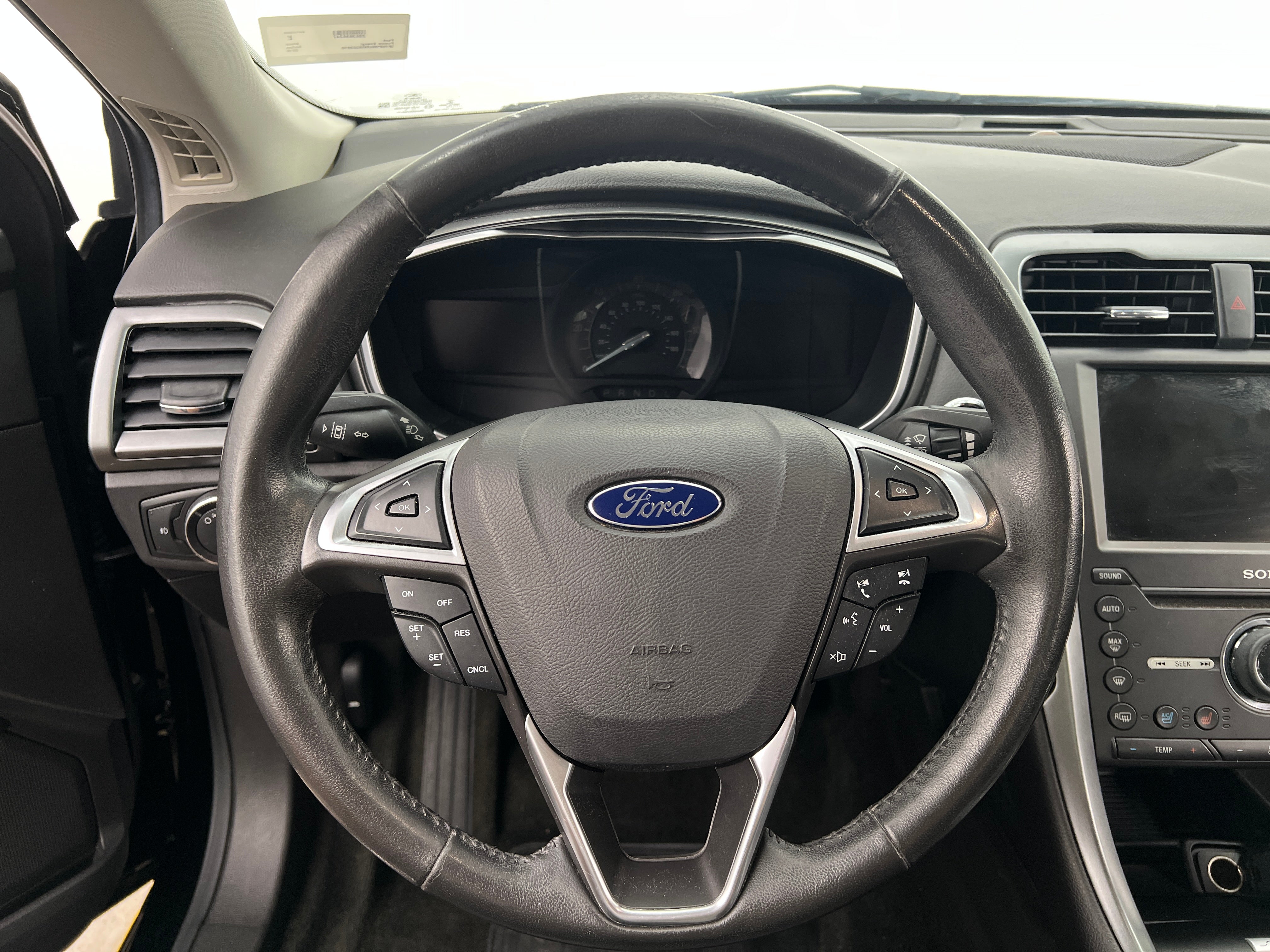 2016 Ford Fusion Titanium 4