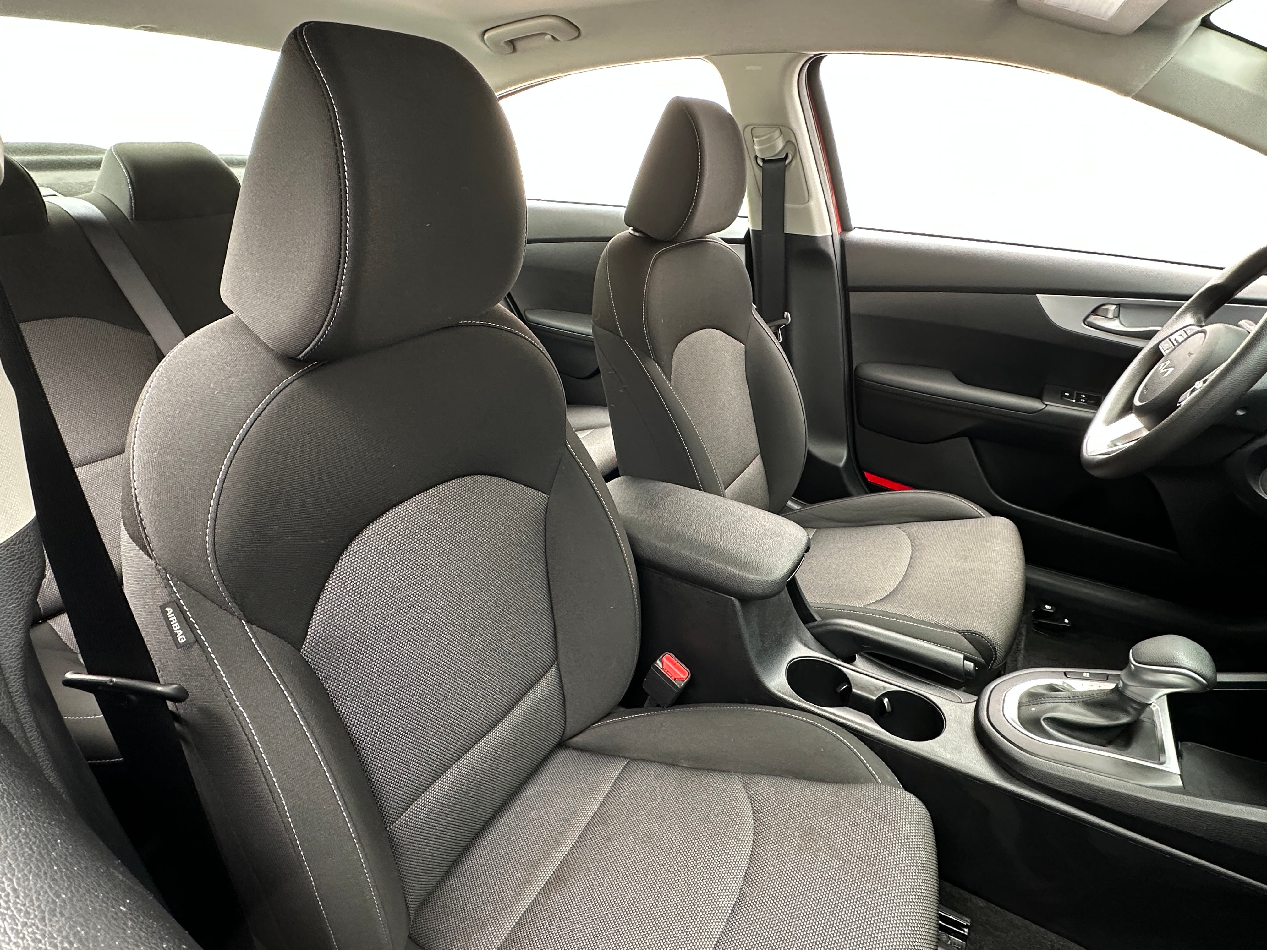 2024 Kia Forte LXS 2