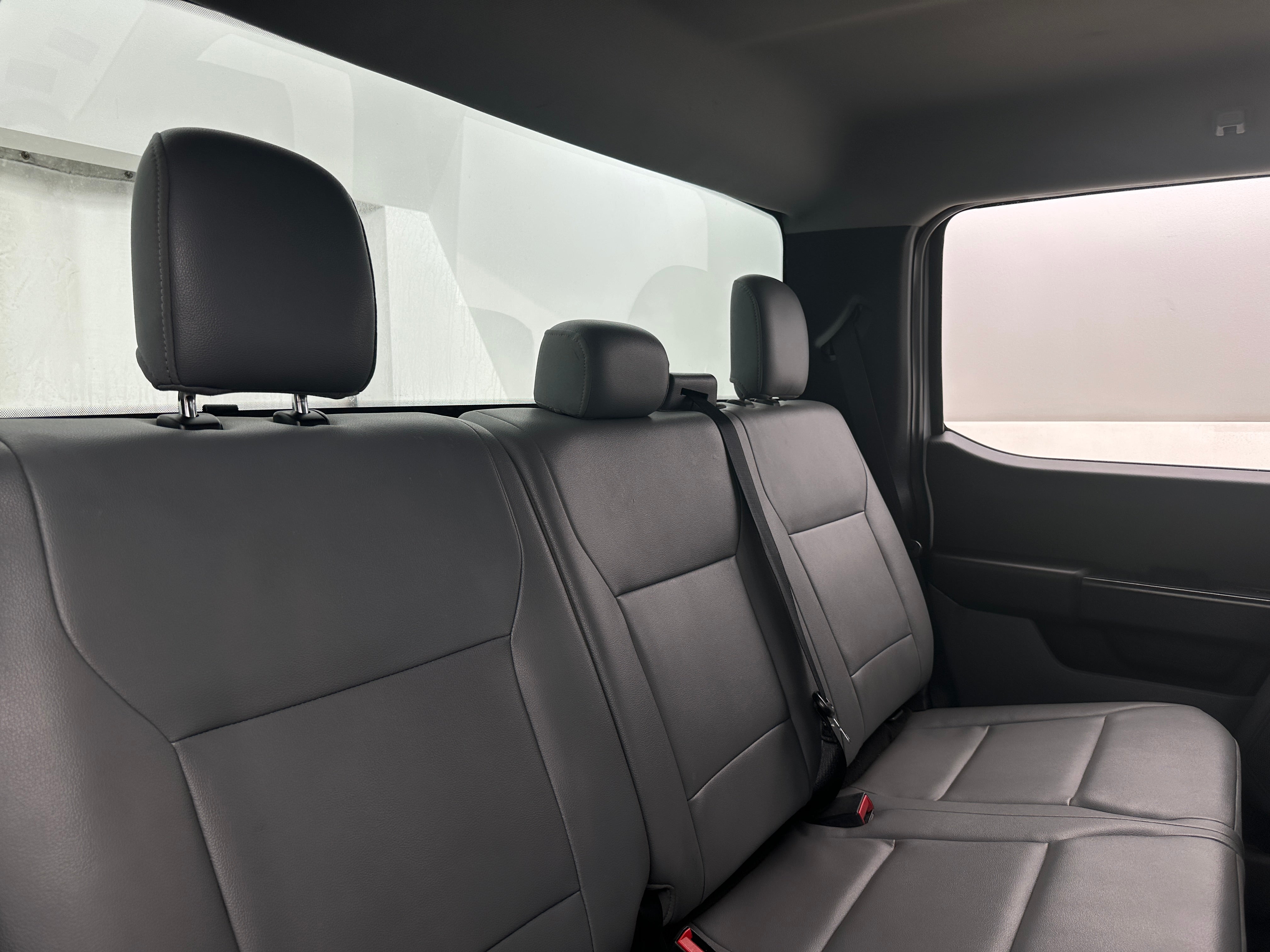 2022 Ford Econoline E-150 6