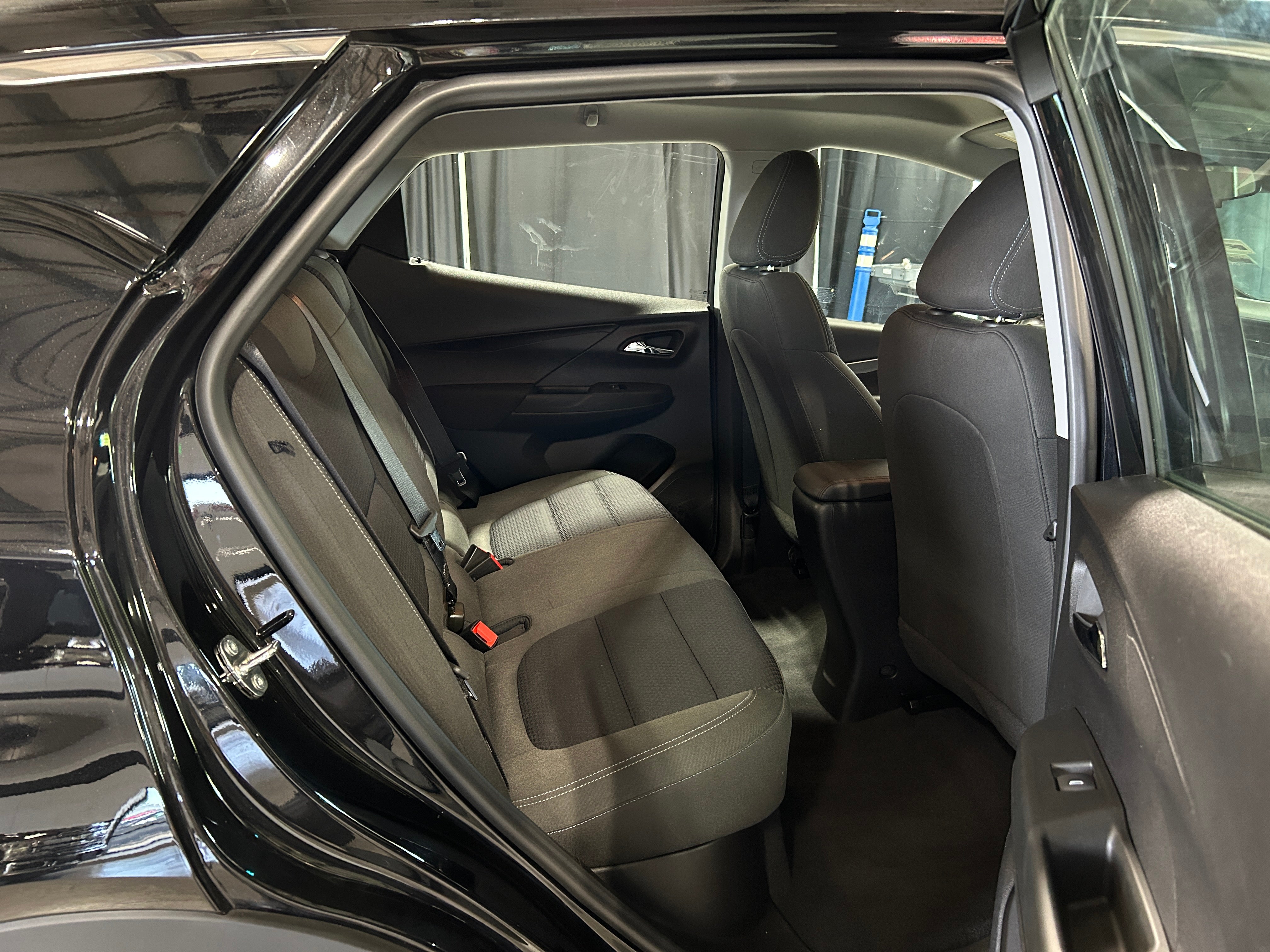 Thumbnail: 2023 Chevrolet Bolt EV - 6
