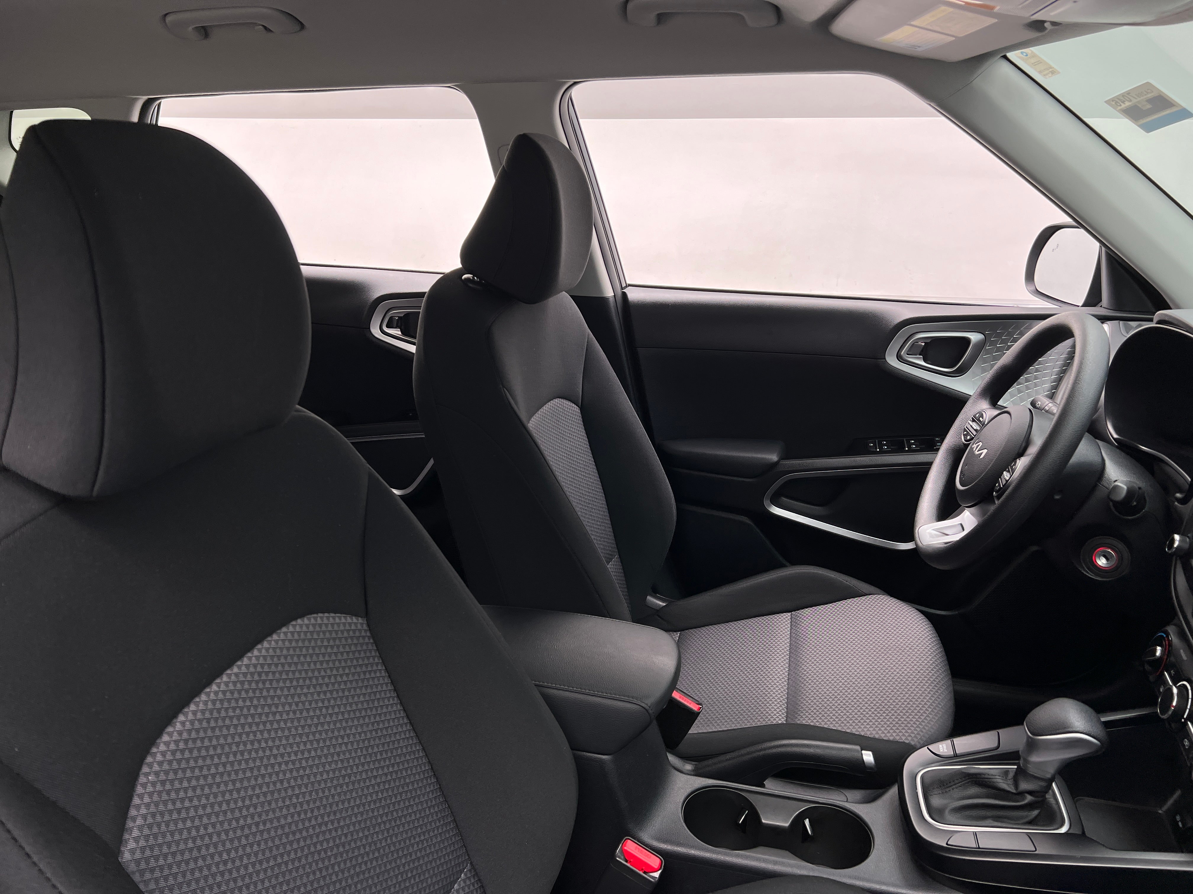 2024 Kia Soul LX 2