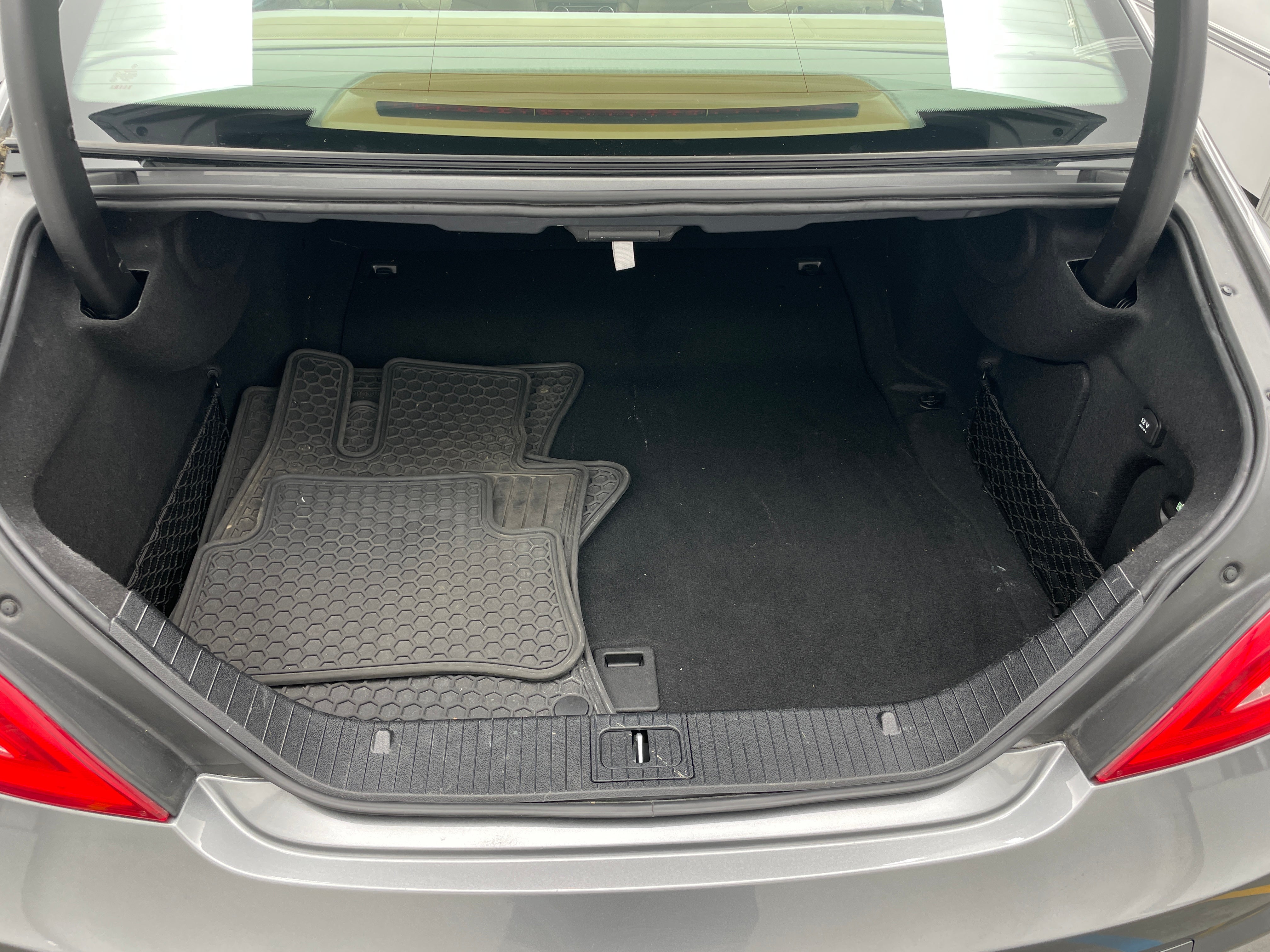 2012 Mercedes-Benz CLS 550 6