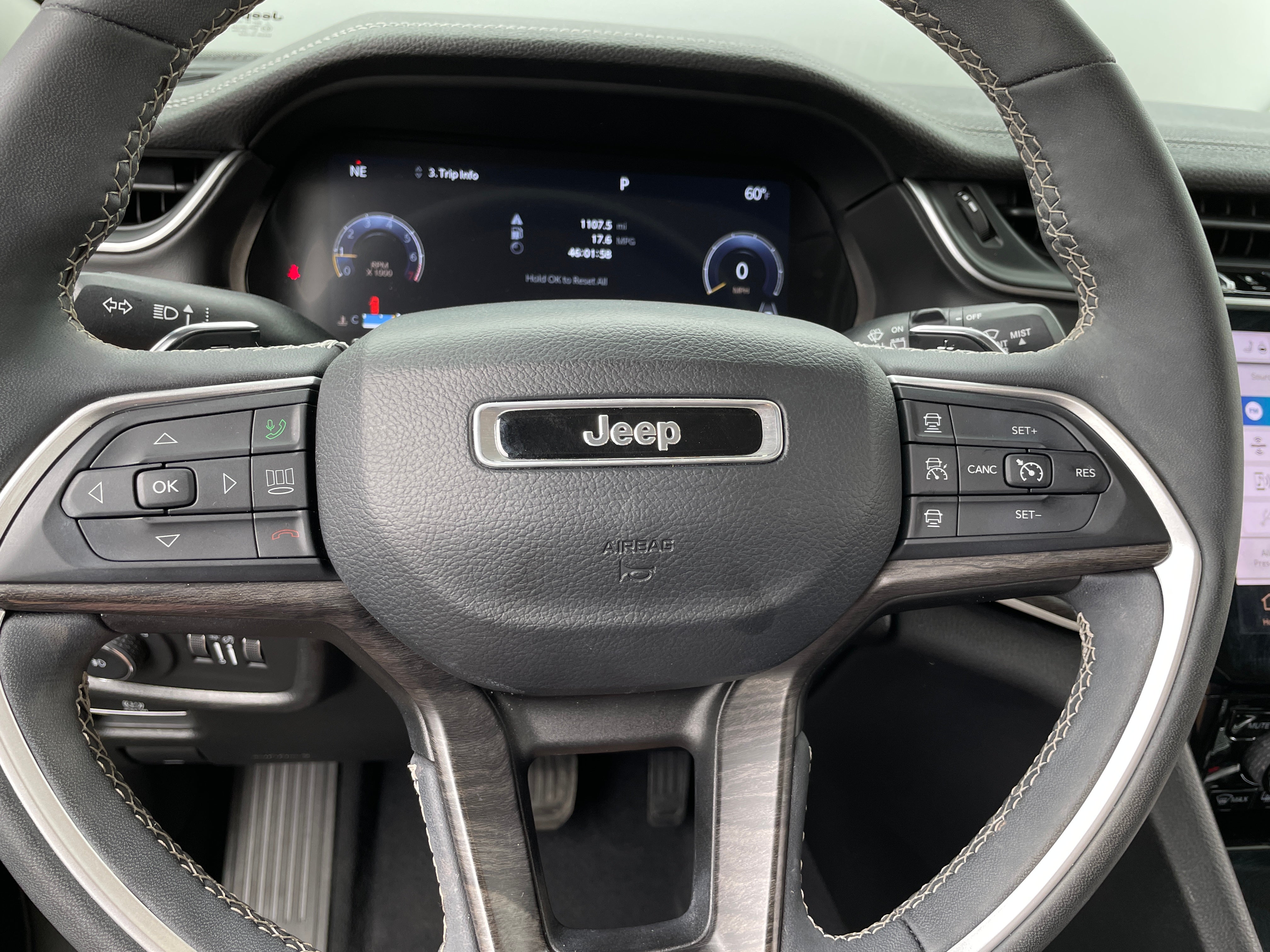 2023 Jeep Grand Cherokee L Limited Edition 4