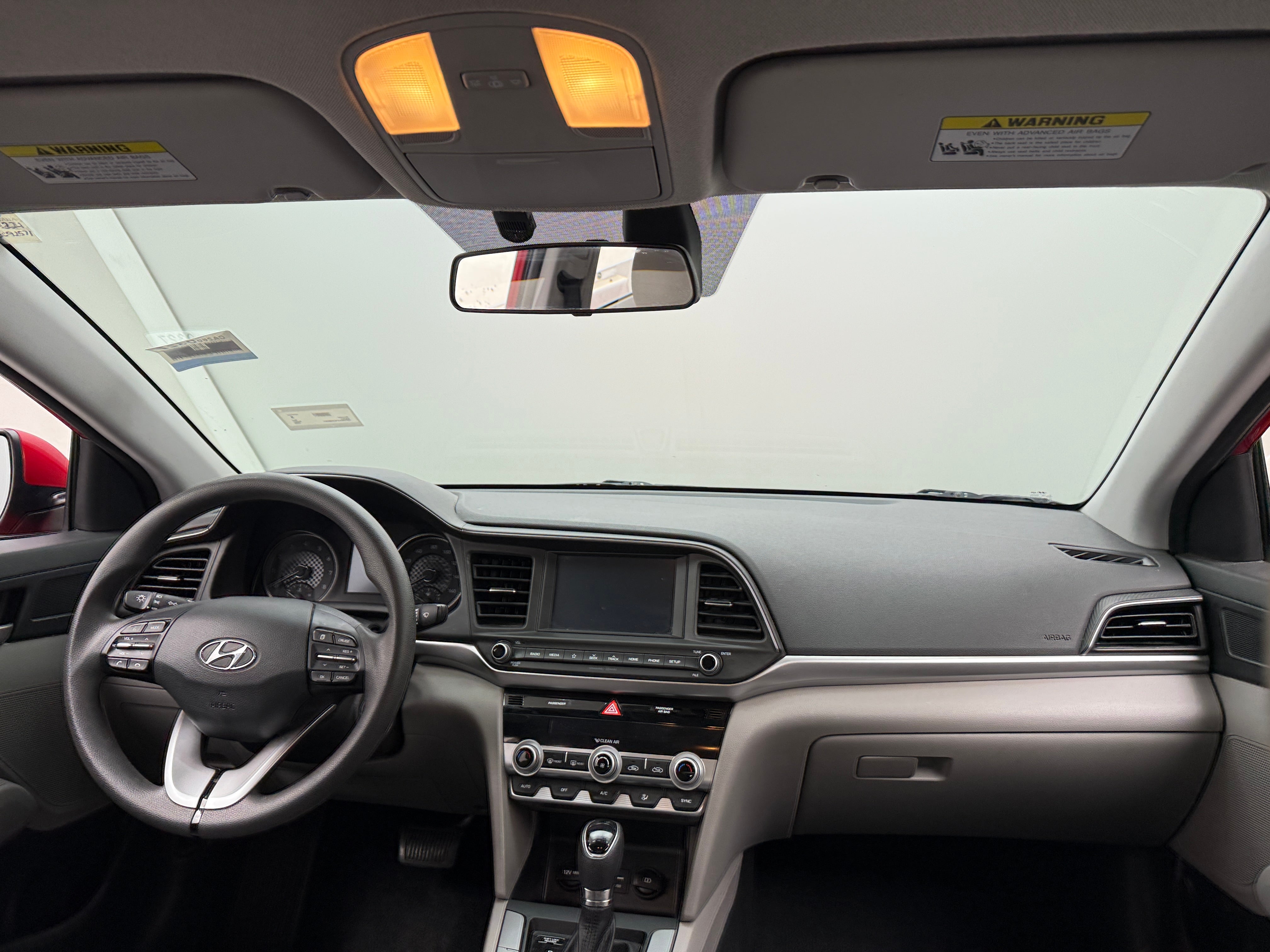 2020 Hyundai Elantra SEL 3