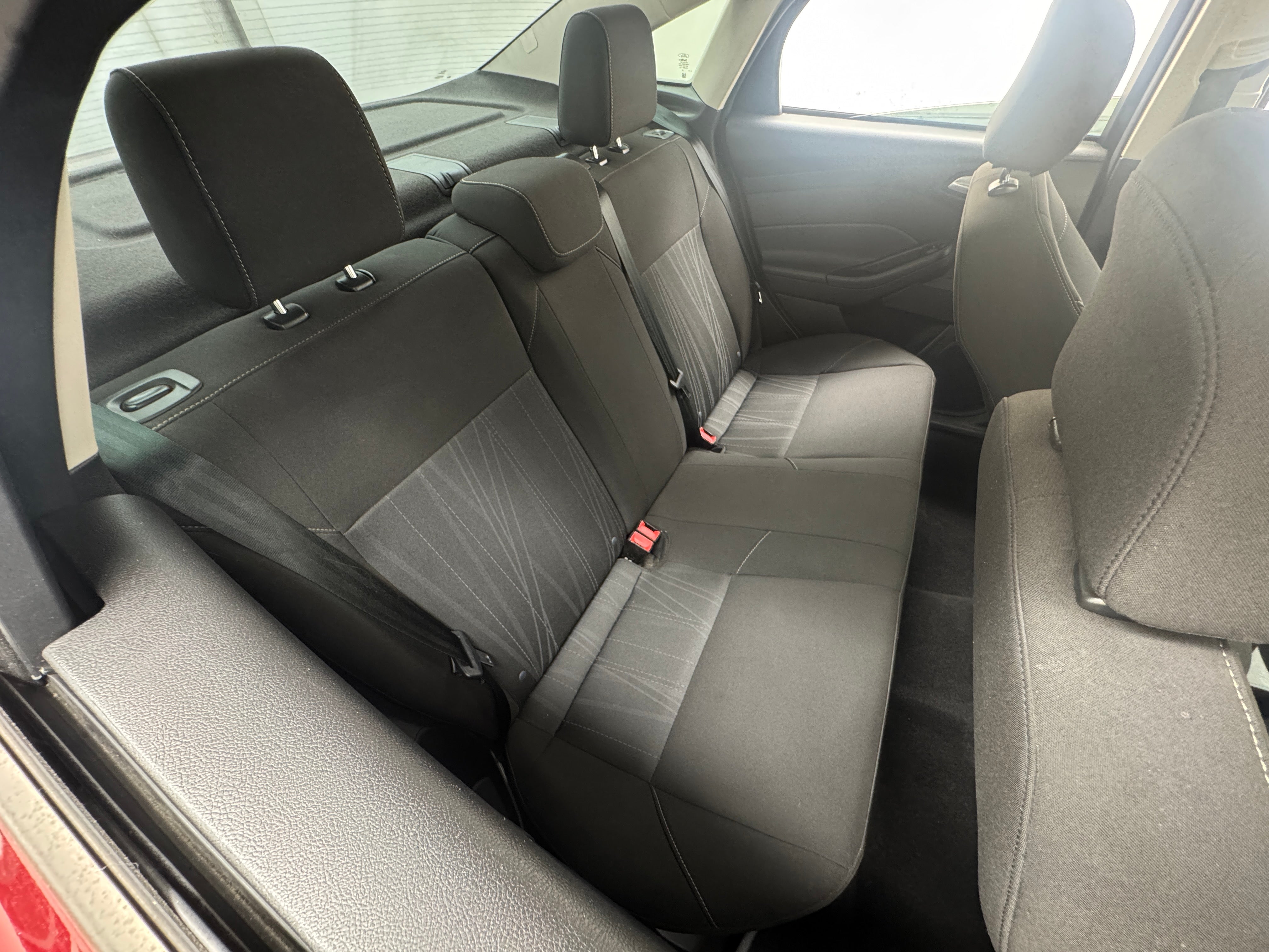 2015 Ford Focus SE 6