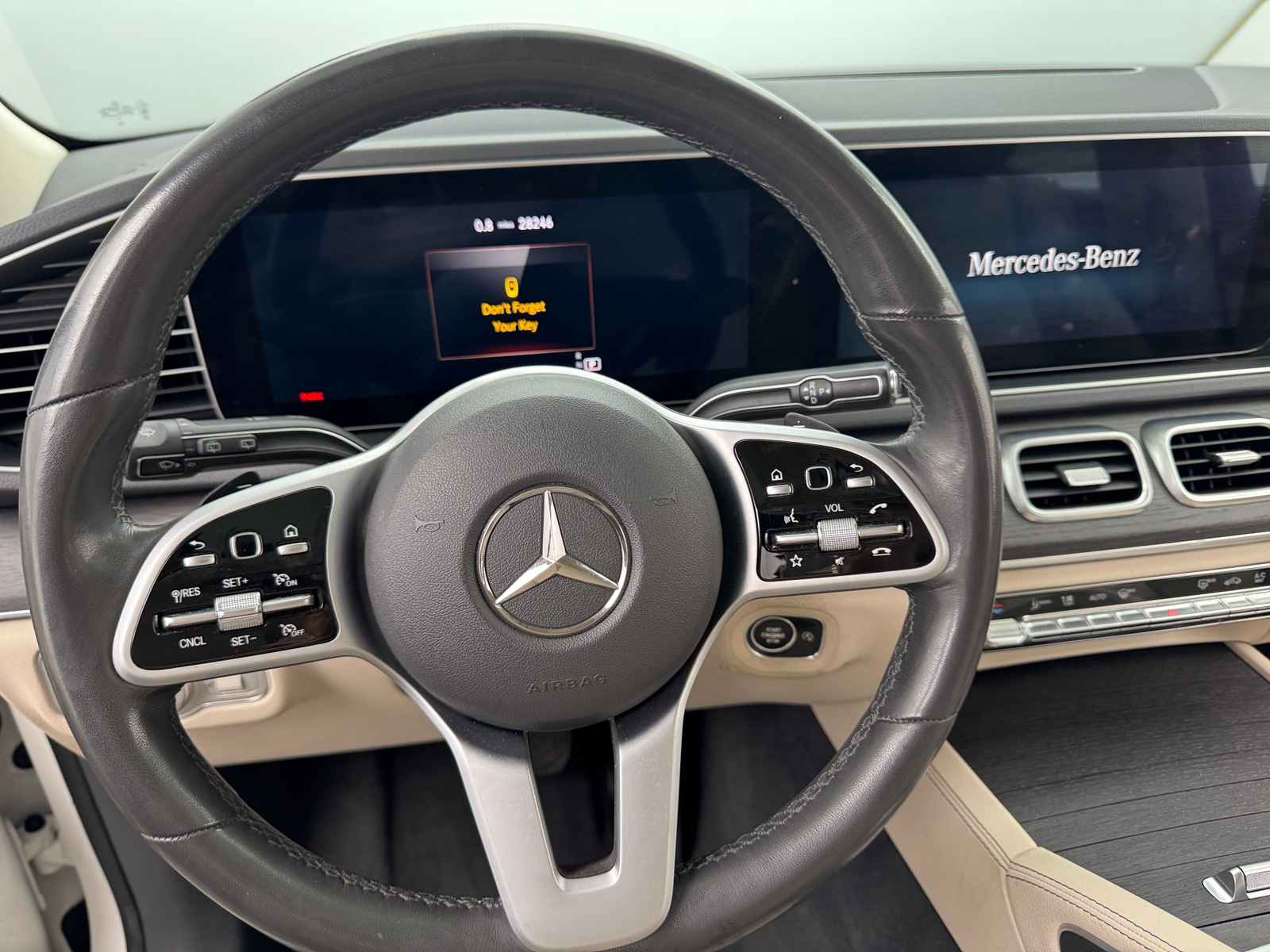 Thumbnail: 2020 Mercedes-Benz GLE - 4