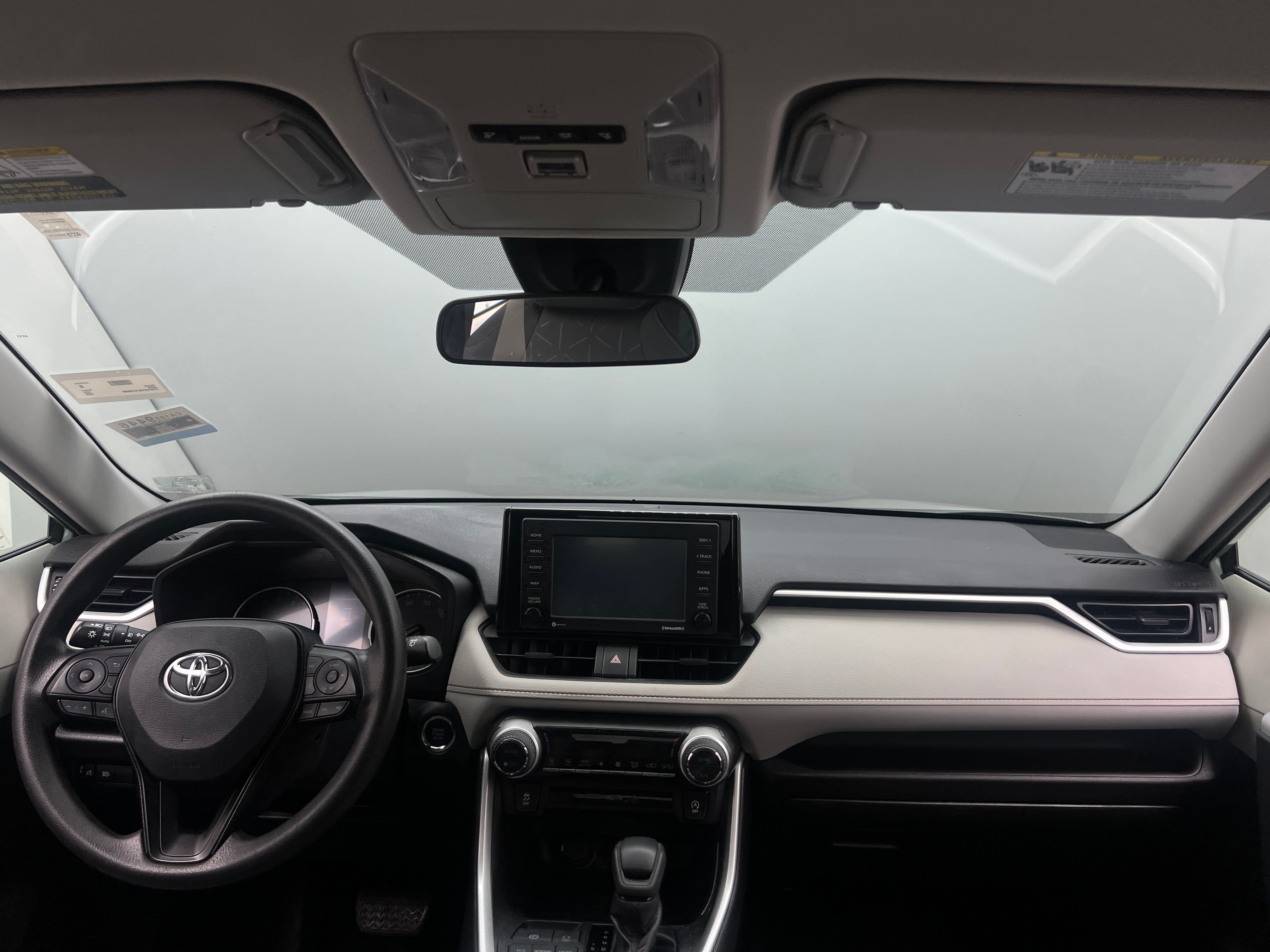 2020 Toyota RAV4 XLE 3