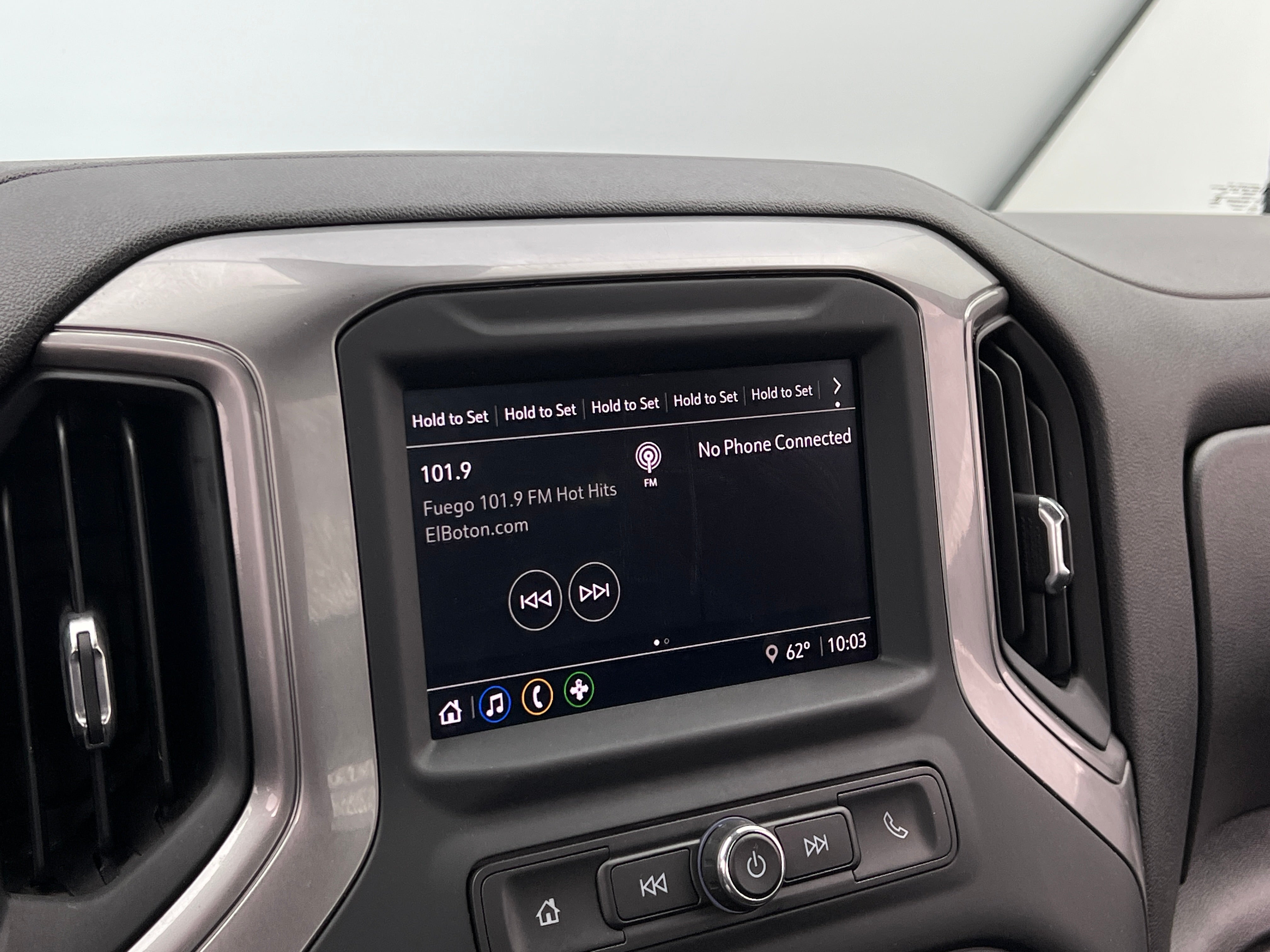 2024 Chevrolet Silverado 1500 Work Truck 3