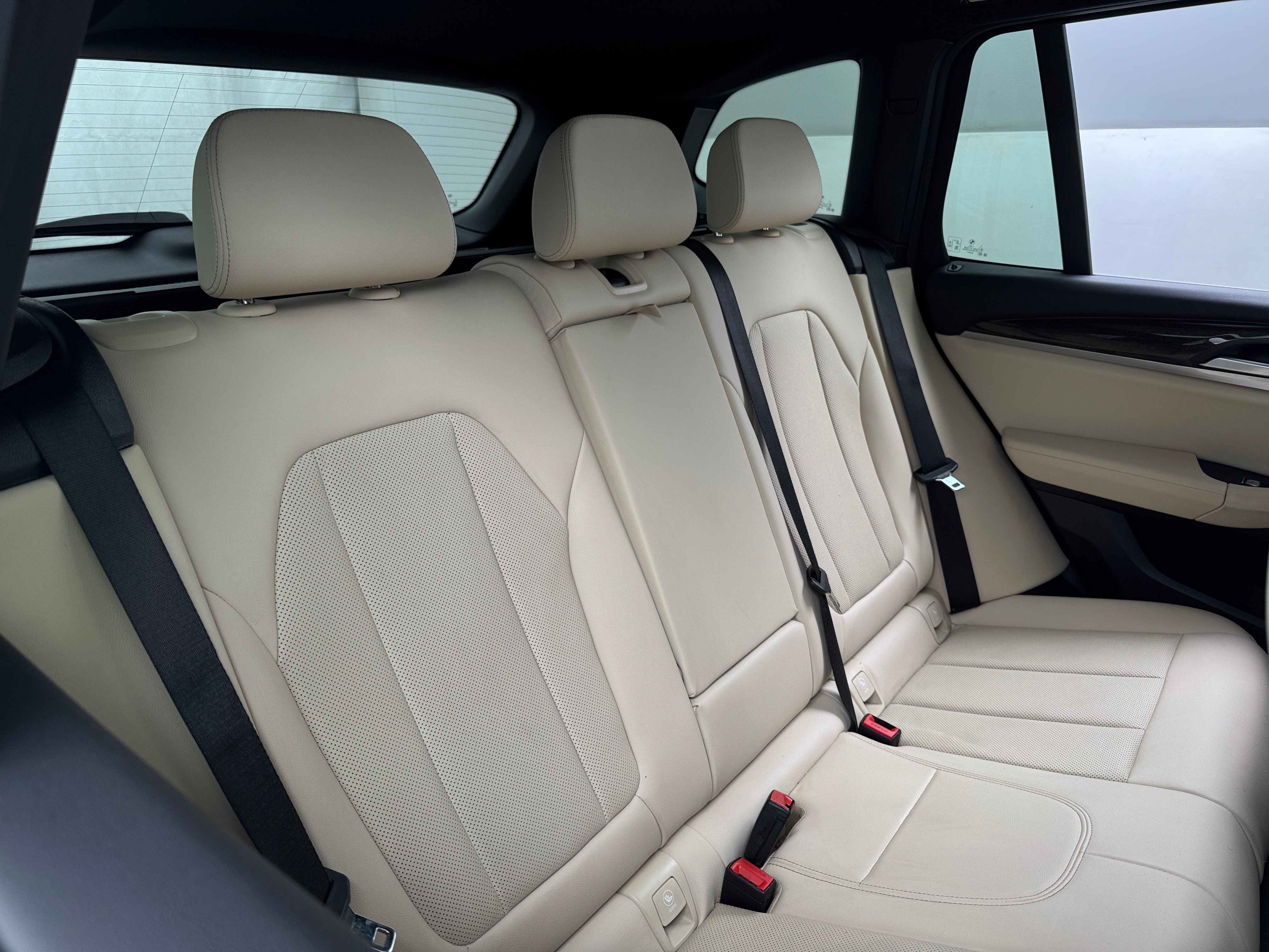 2023 BMW X3 sDrive30i 5