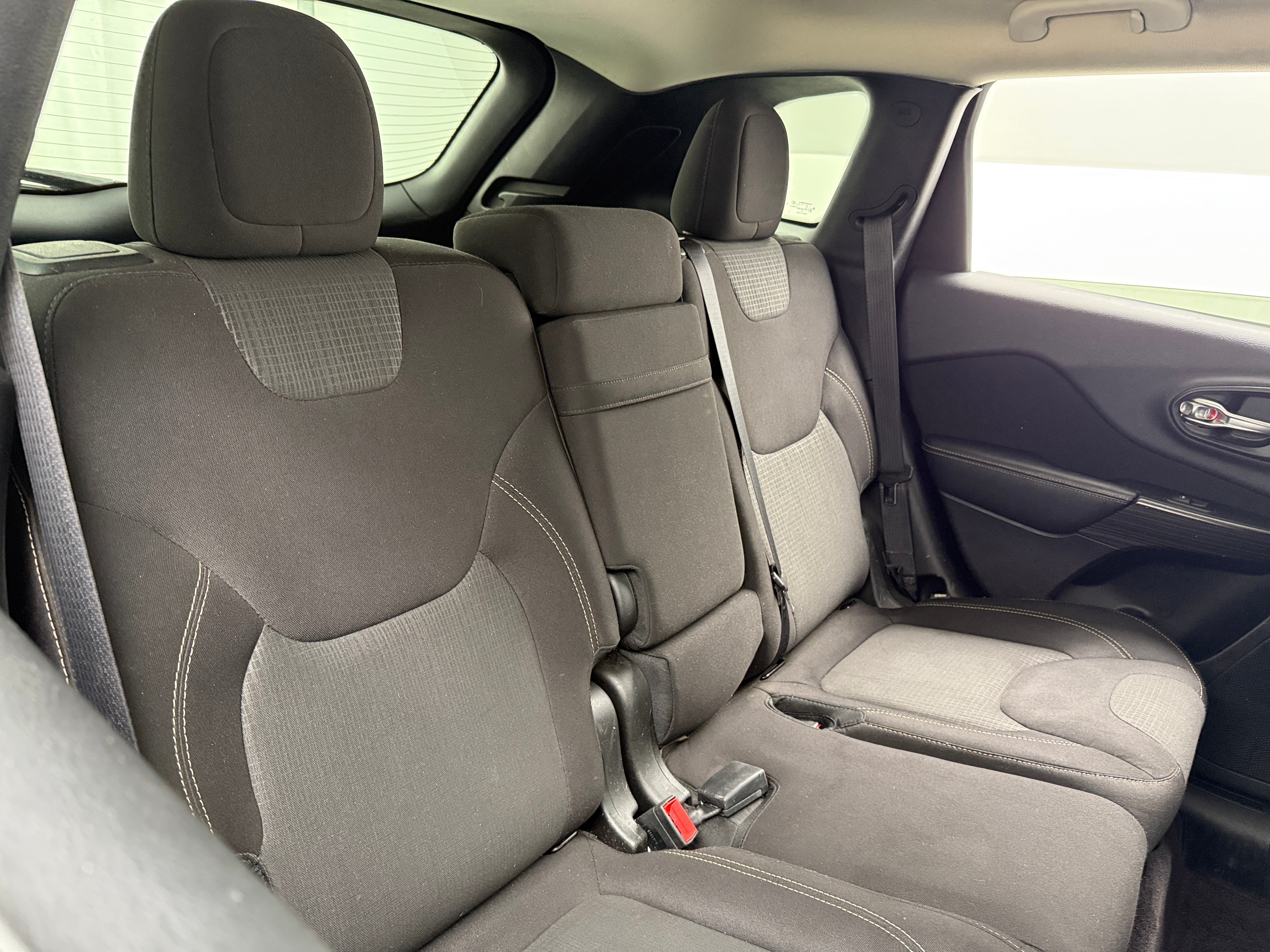 2016 Jeep Cherokee Latitude 6