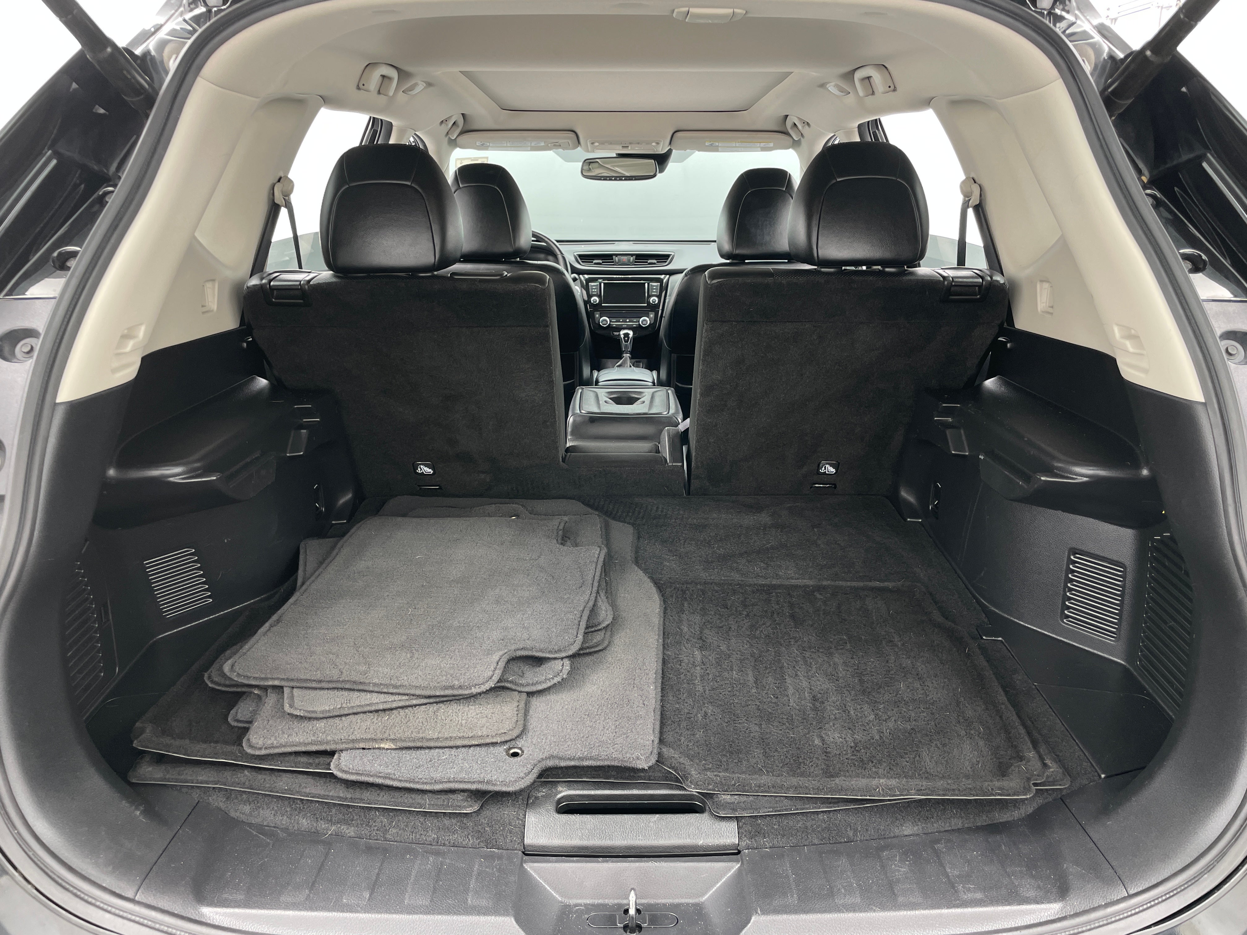 2018 Nissan Rogue SL 6