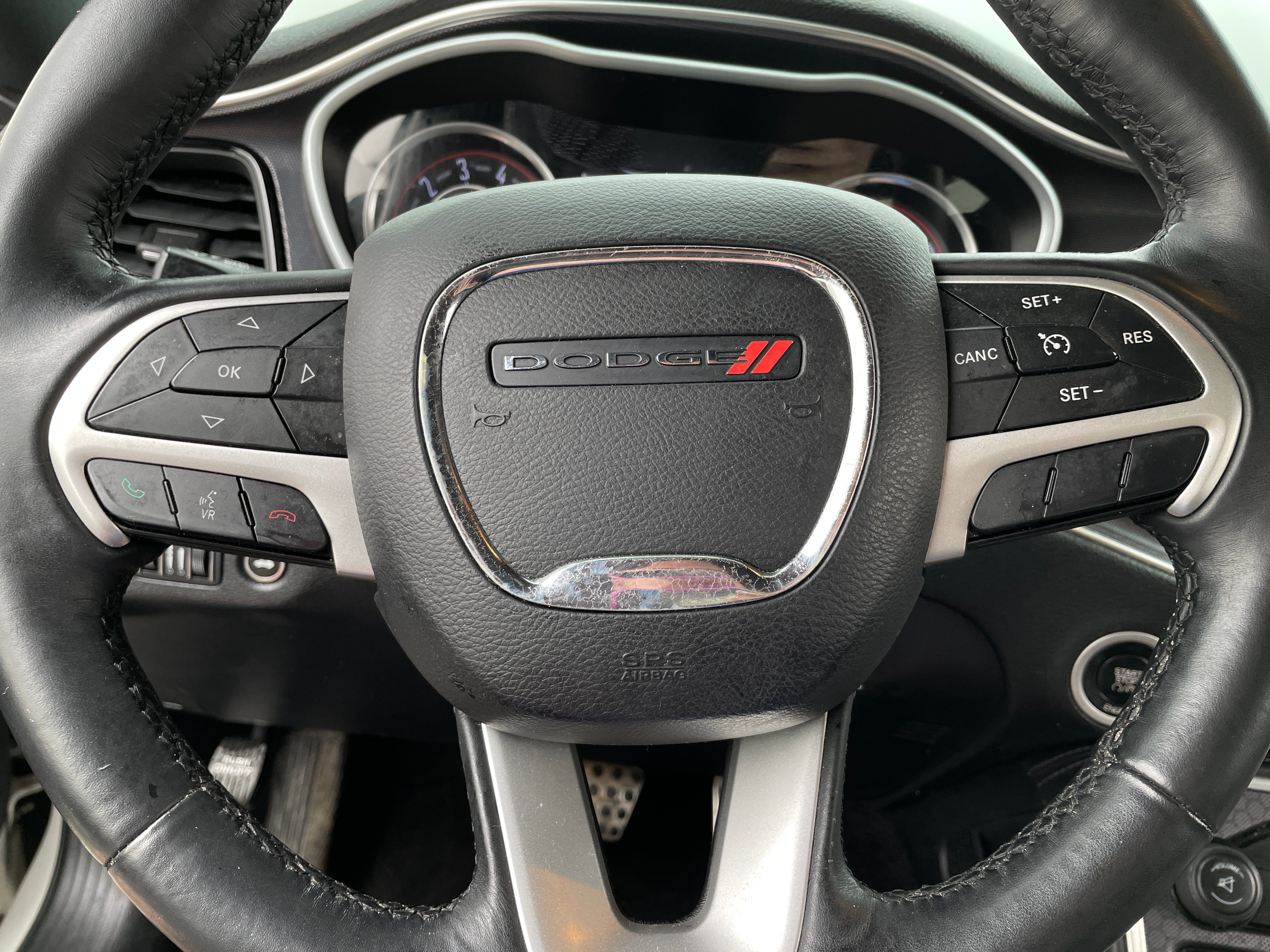 2015 Dodge Challenger SXT 3
