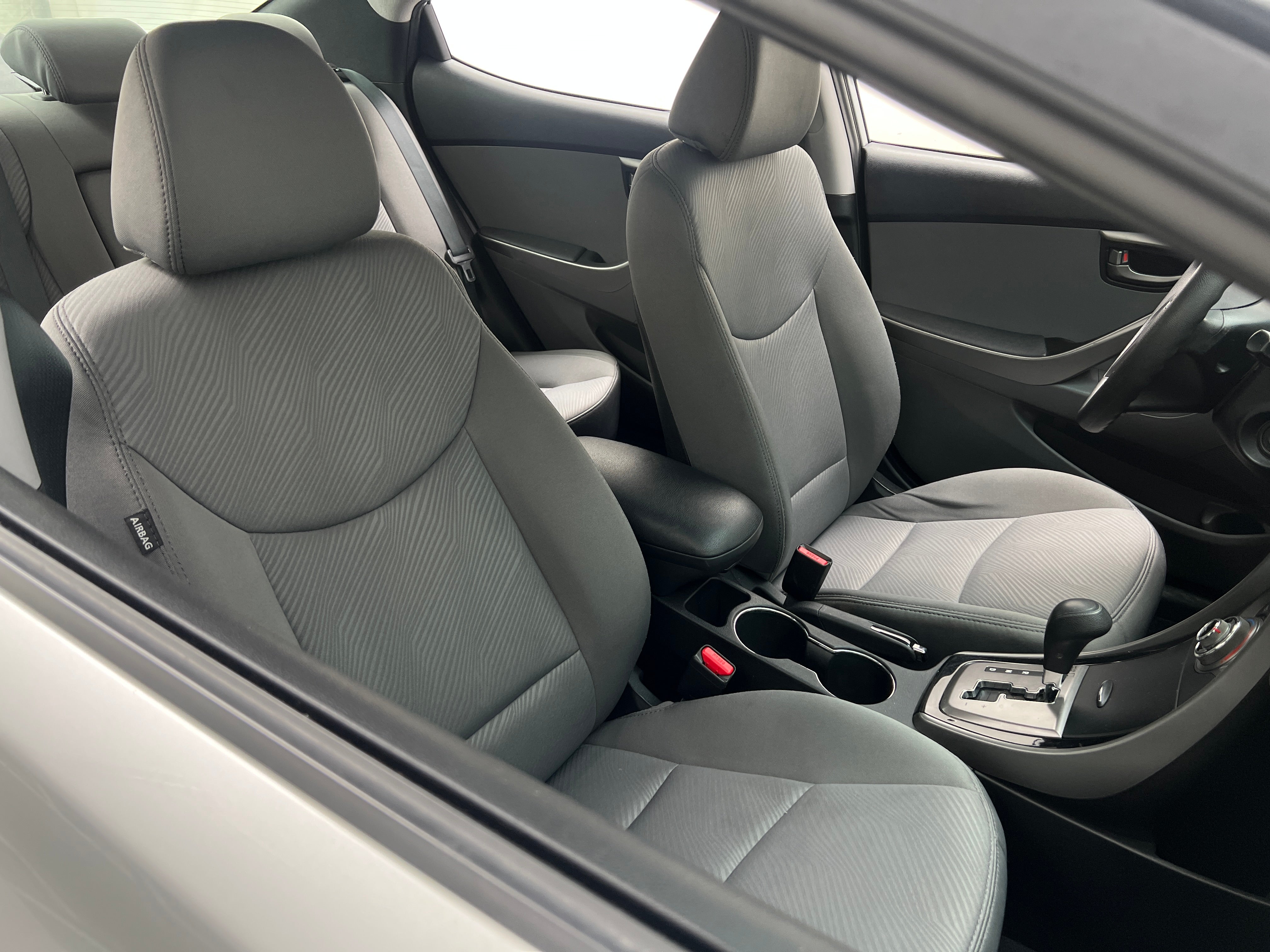 2013 Hyundai Elantra GLS 2