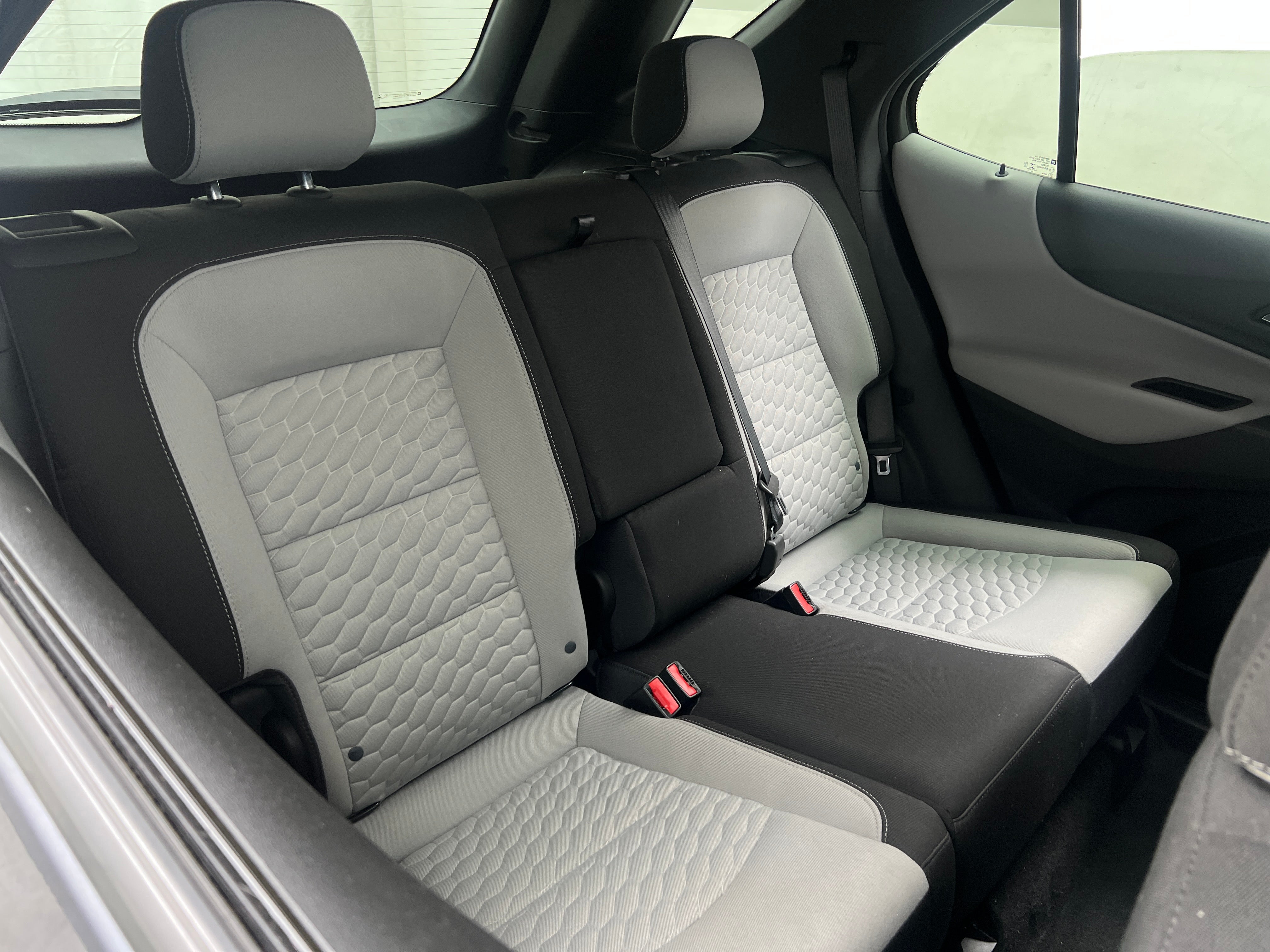 2021 Chevrolet Equinox LS 6