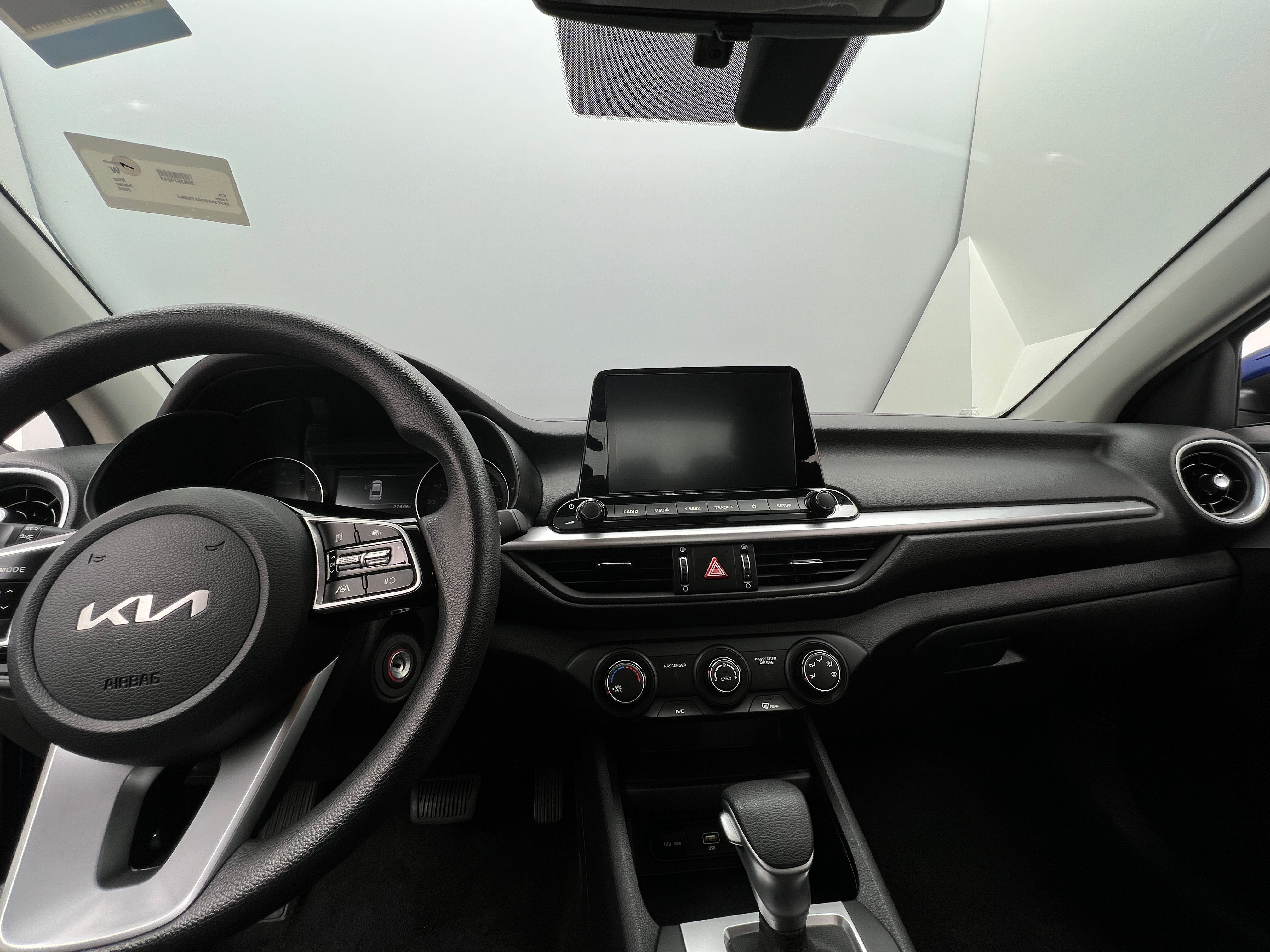 2024 Kia Forte LXS 3